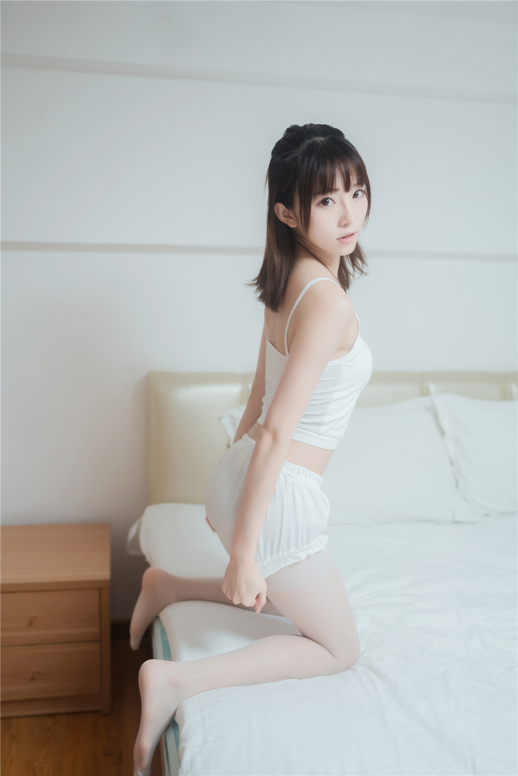 [喵糖映画] VOL.269 白色套装[40P／14.2MB]_第2集