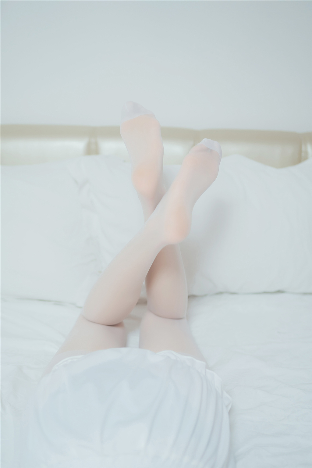 [喵糖映画] VOL.269 白色套装[40P／14.2MB]_第2集