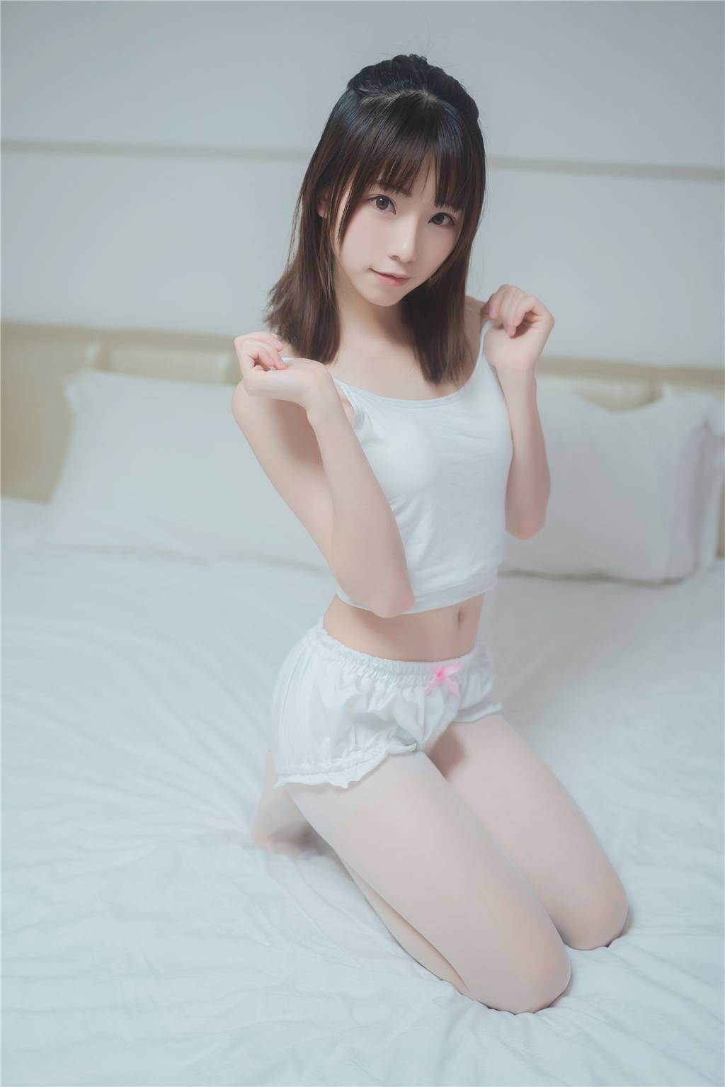 [喵糖映画] VOL.269 白色套装[40P／14.2MB]_第1集