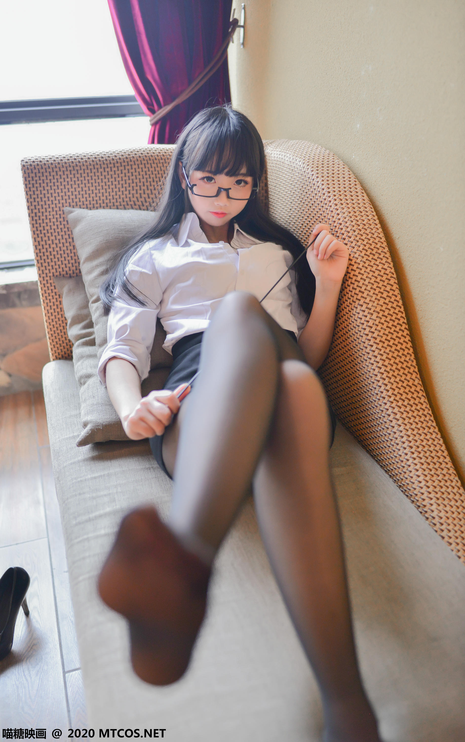 [喵糖映画] VOL.270 OL制服[20P／303MB]_第1集