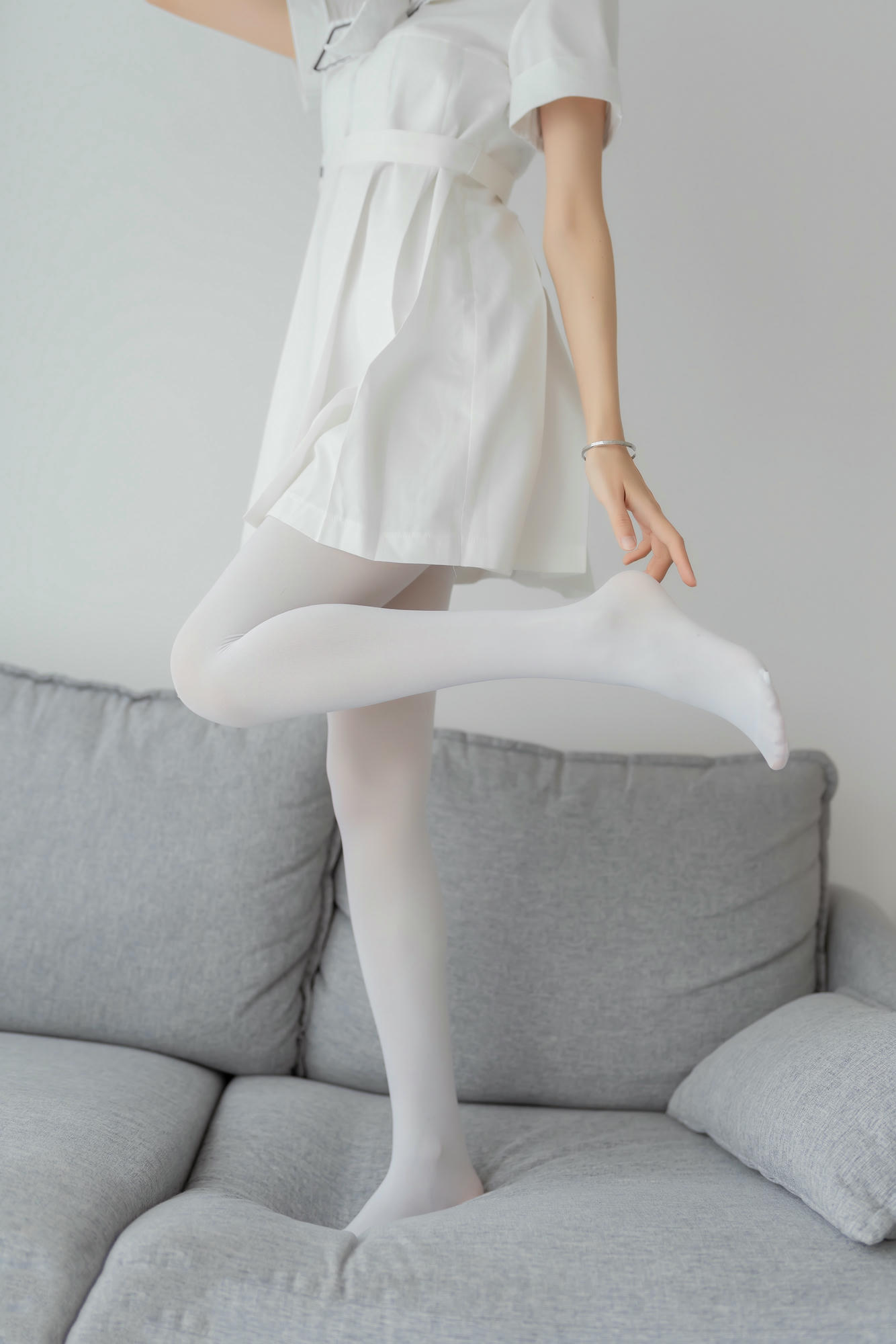 [喵糖映画] VOL.271 纯色白裙[39P／112MB]_第1集