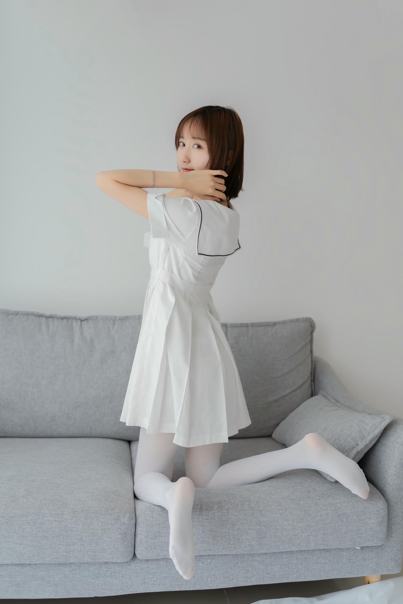 [喵糖映画] VOL.271 纯色白裙[39P／112MB]_第2集