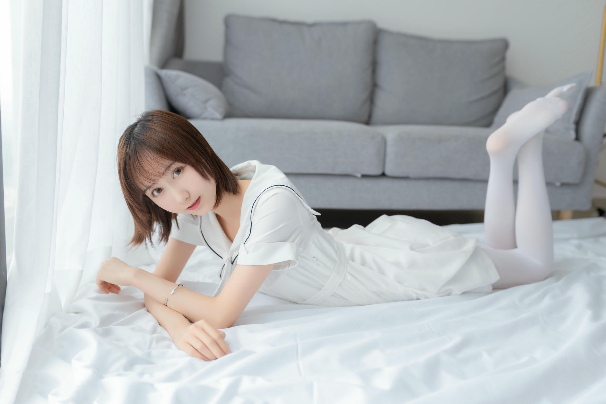 [喵糖映画] VOL.271 纯色白裙[39P／112MB]_第2集