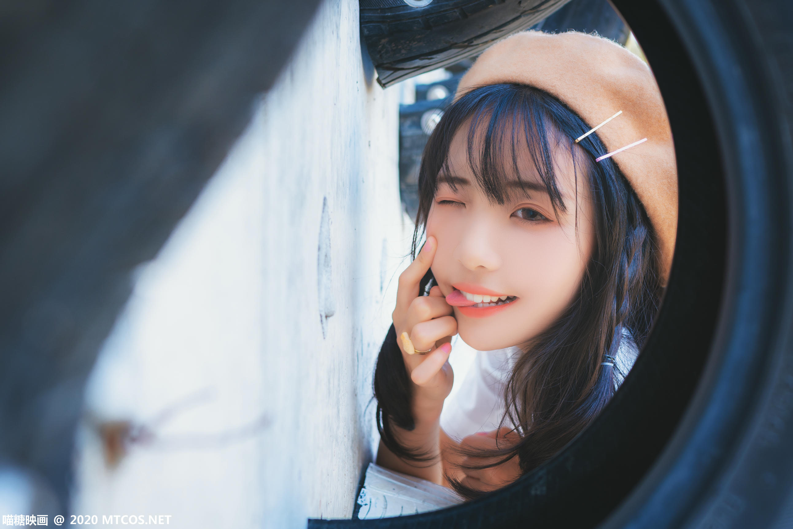 [喵糖映画] VOL.273 白云森林[28P／417MB]_第1集