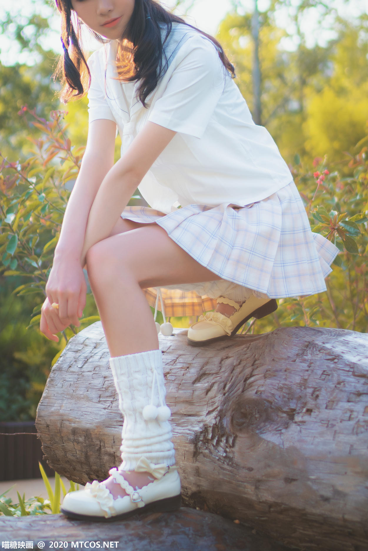 [喵糖映画] VOL.273 白云森林[28P／417MB]_第1集