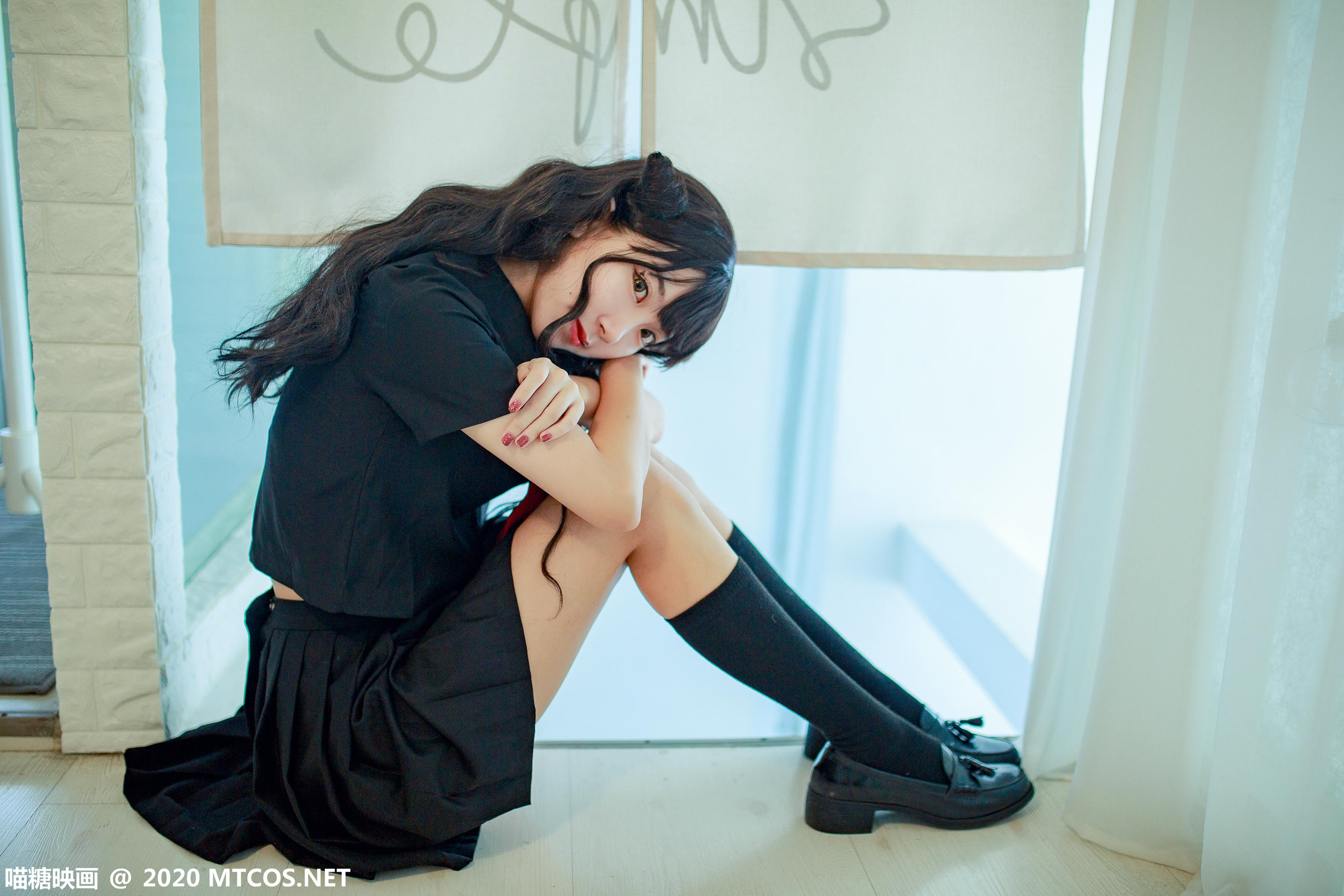 [喵糖映画] JKL.007 恶魔JK制服[31P／666MB]_第1集