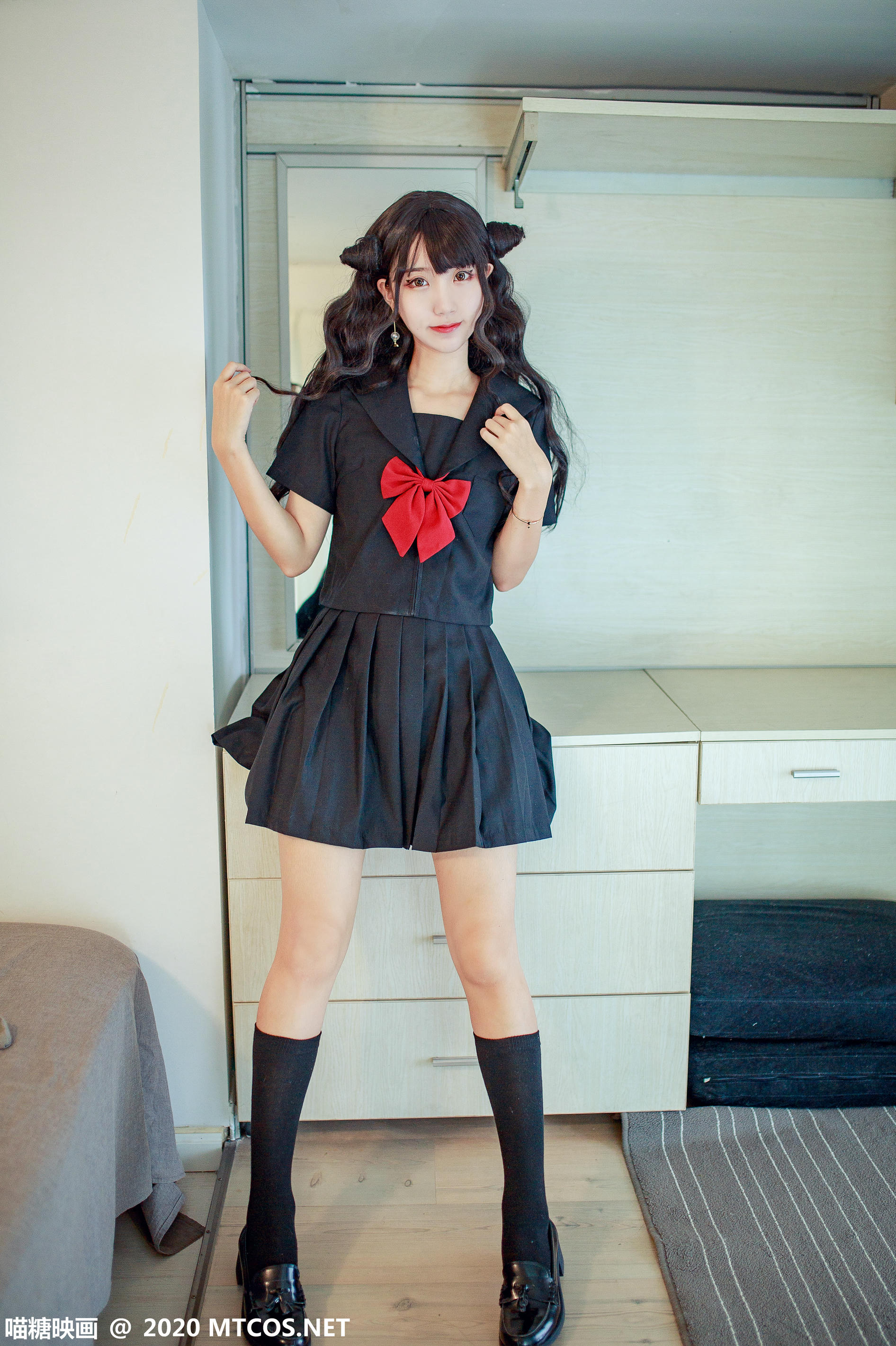 [喵糖映画] JKL.007 恶魔JK制服[31P／666MB]_第1集