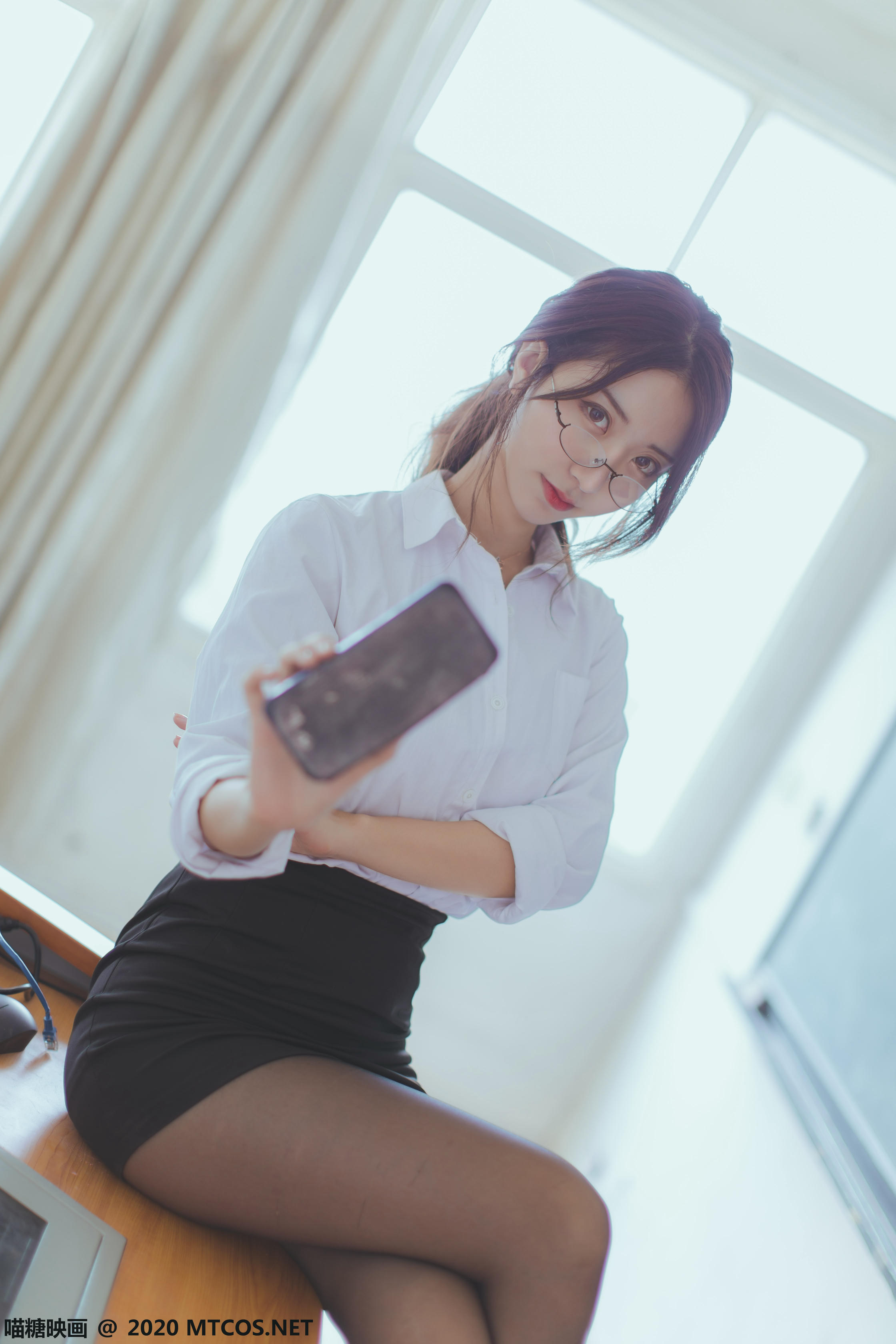 [喵糖映画] VOL.282 OL制服[29P／217MB]_第1集