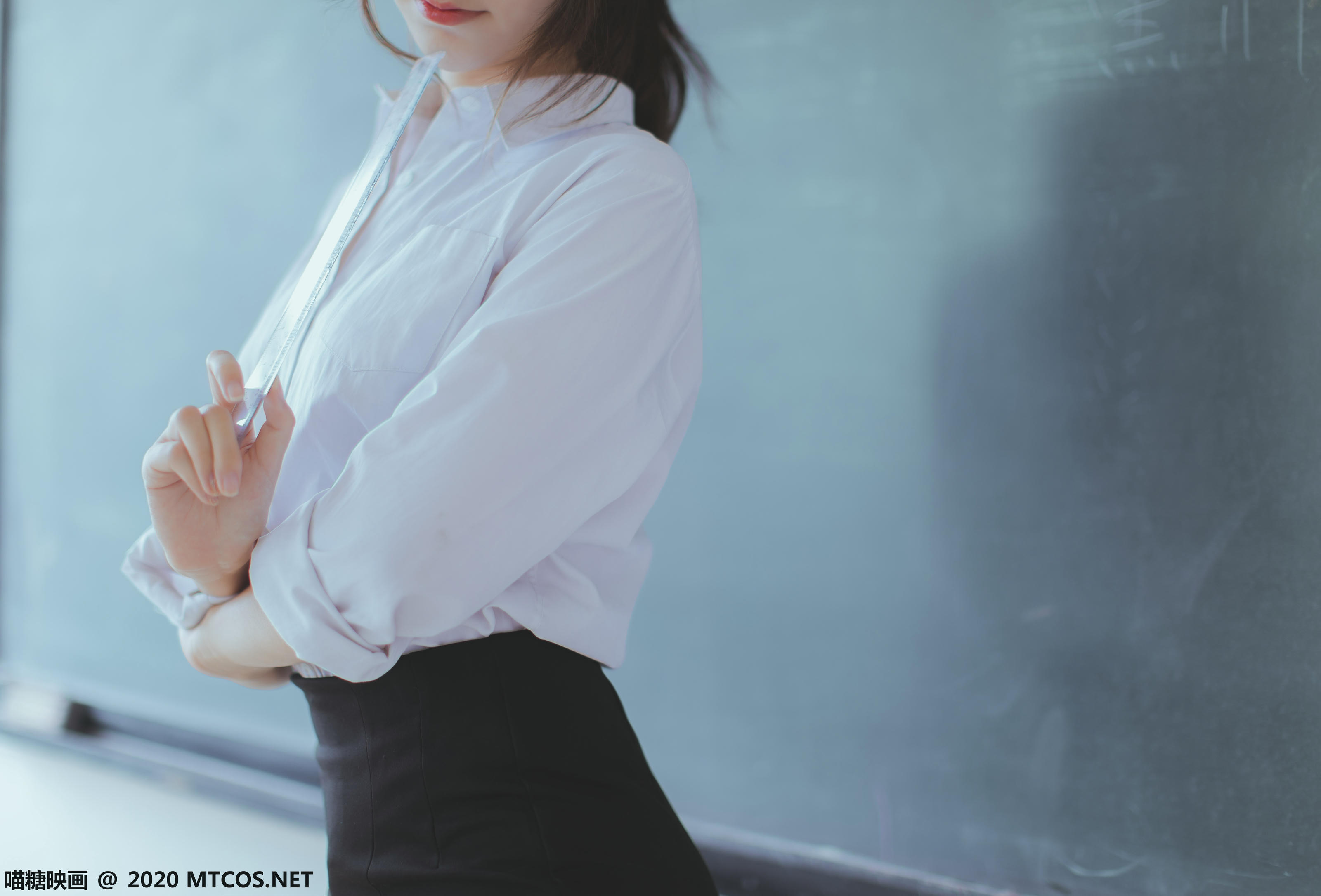 [喵糖映画] VOL.282 OL制服[29P／217MB]_第2集