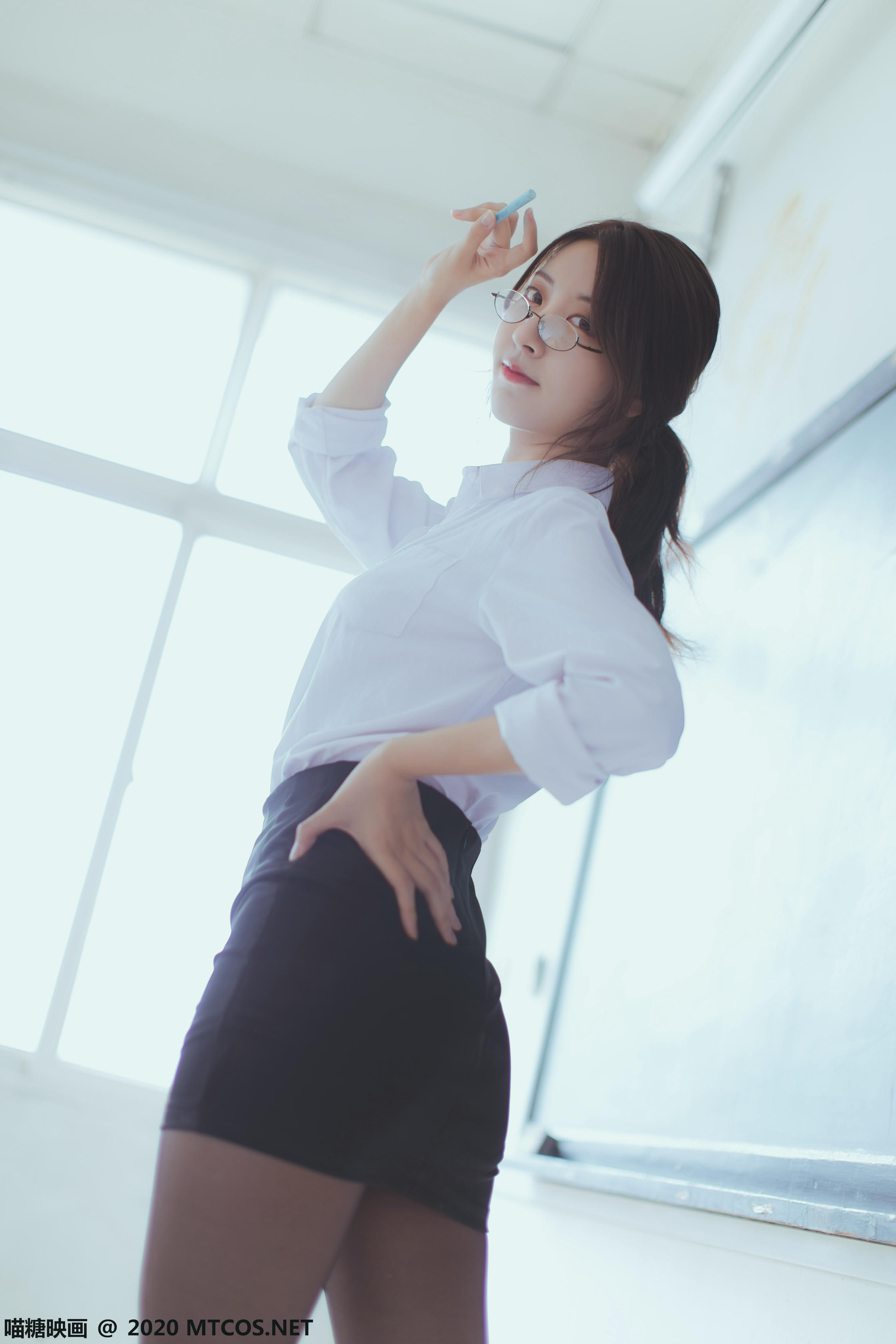 [喵糖映画] VOL.282 OL制服[29P／217MB]_第1集