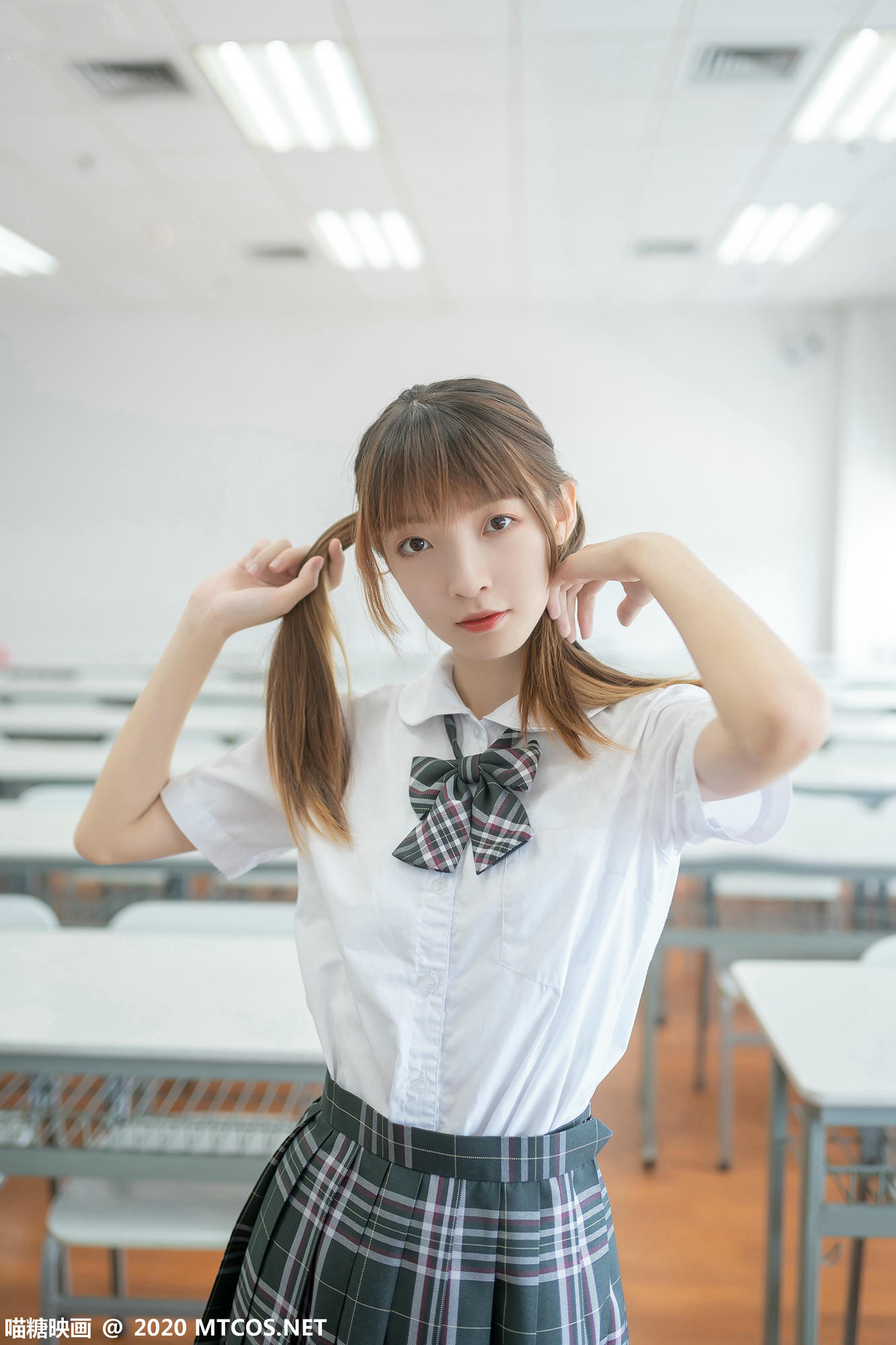 [喵糖映画] JKL.008 夏季JK制服[49P／271MB]_第2集