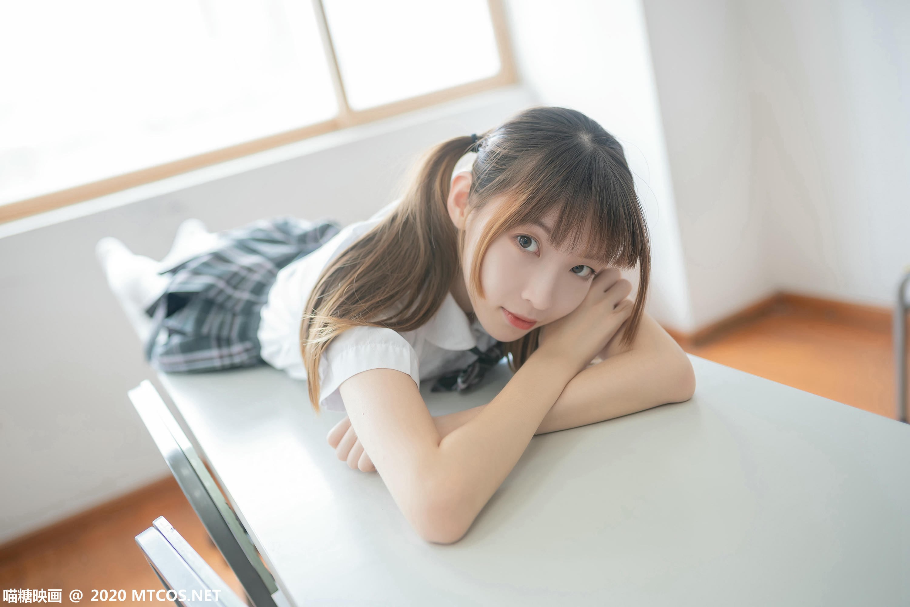 [喵糖映画] JKL.008 夏季JK制服[49P／271MB]_第1集