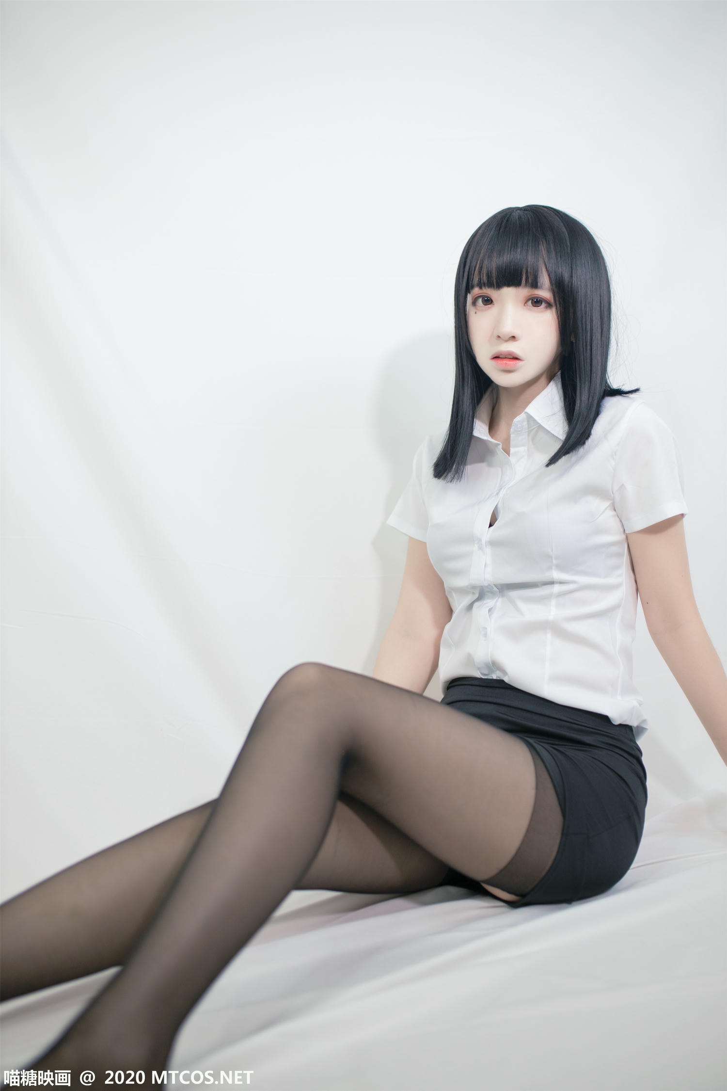 [喵糖映画] VOL.291 OL制服[22P／116MB]_第1集