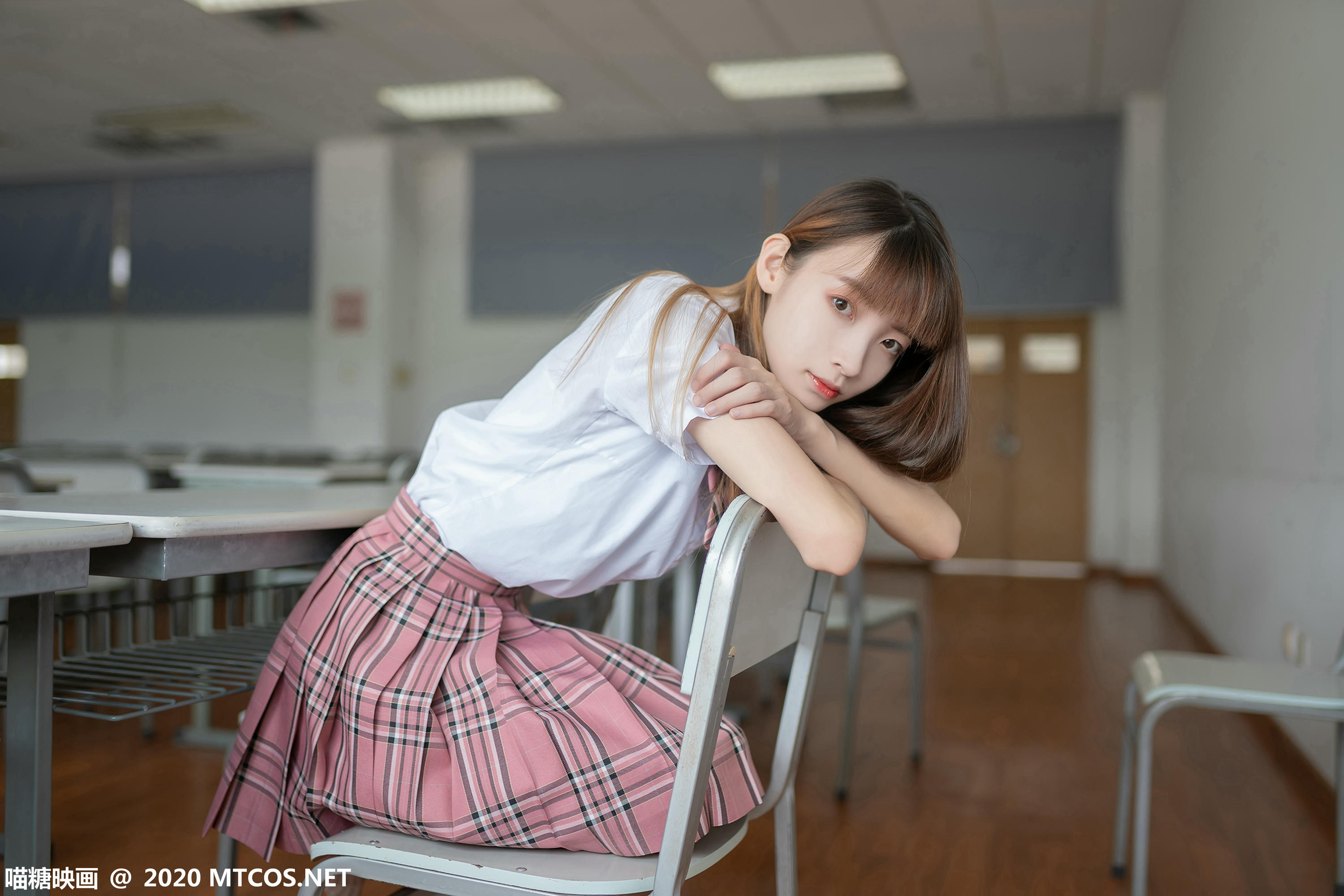 [喵糖映画] JKL.009 粉格JK制服[49P／309MB]_第3集