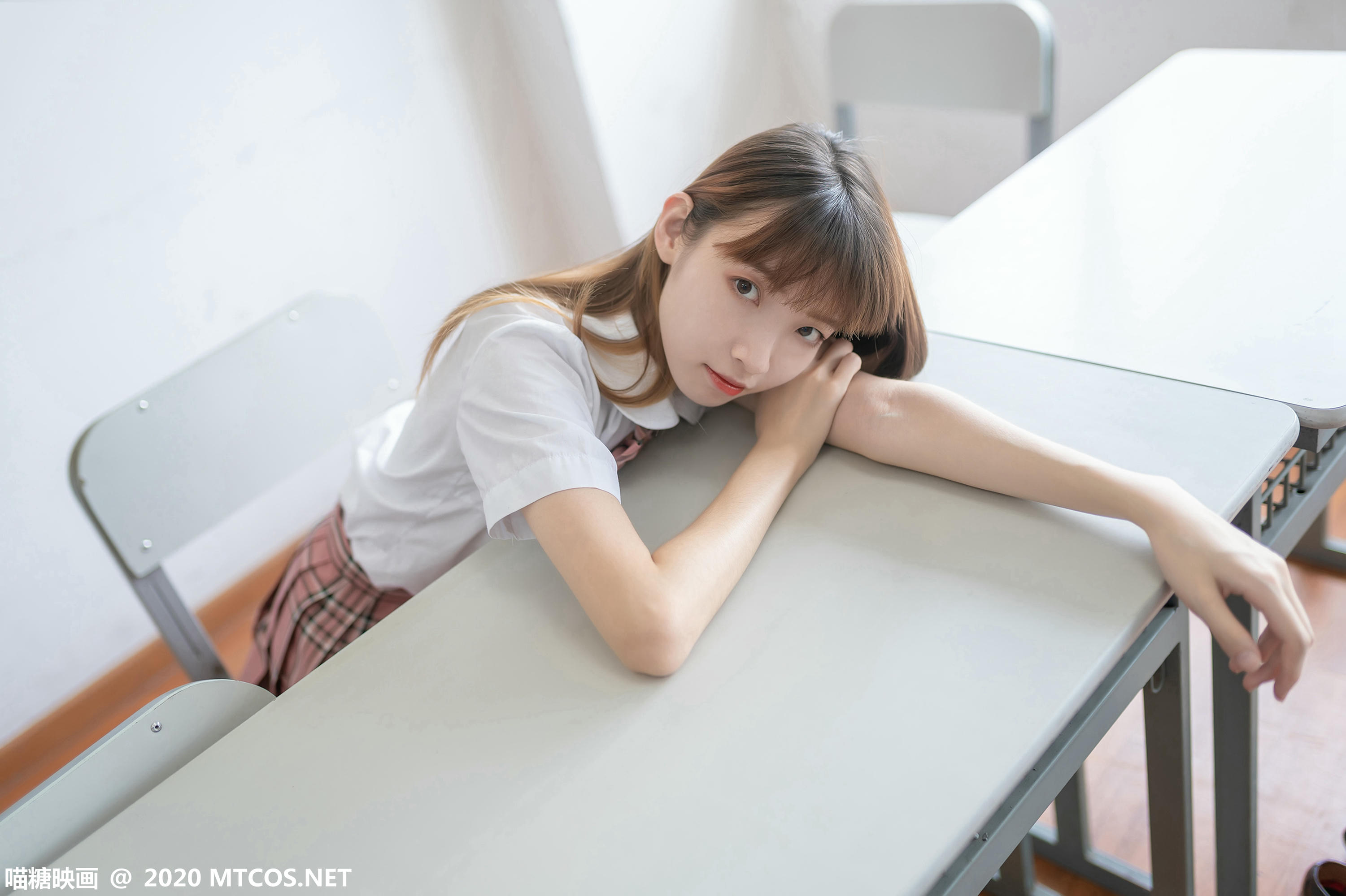 [喵糖映画] JKL.009 粉格JK制服[49P／309MB]_第3集