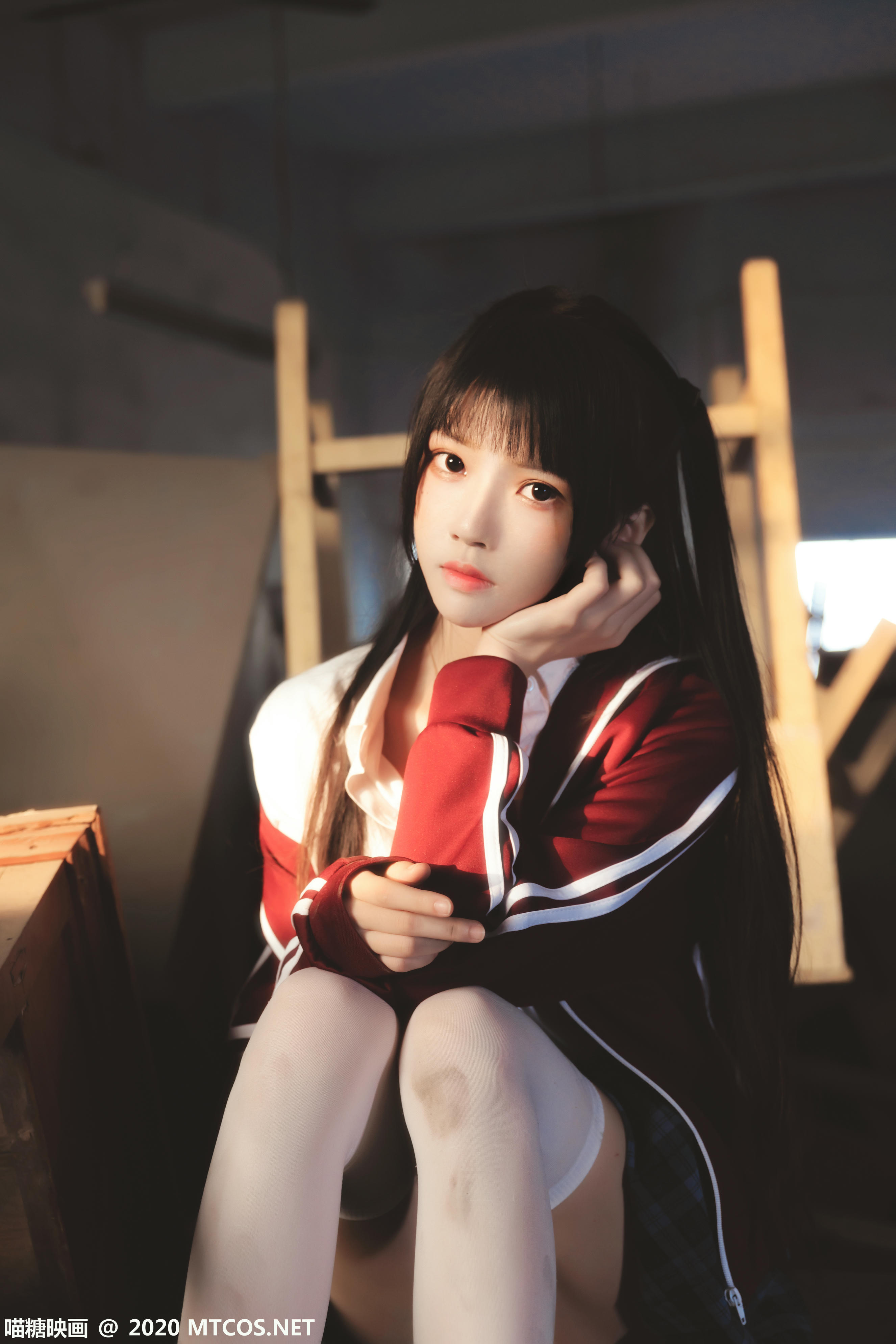 [喵糖映画] VOL.304 废弃教室[31P／833MB]_第1集