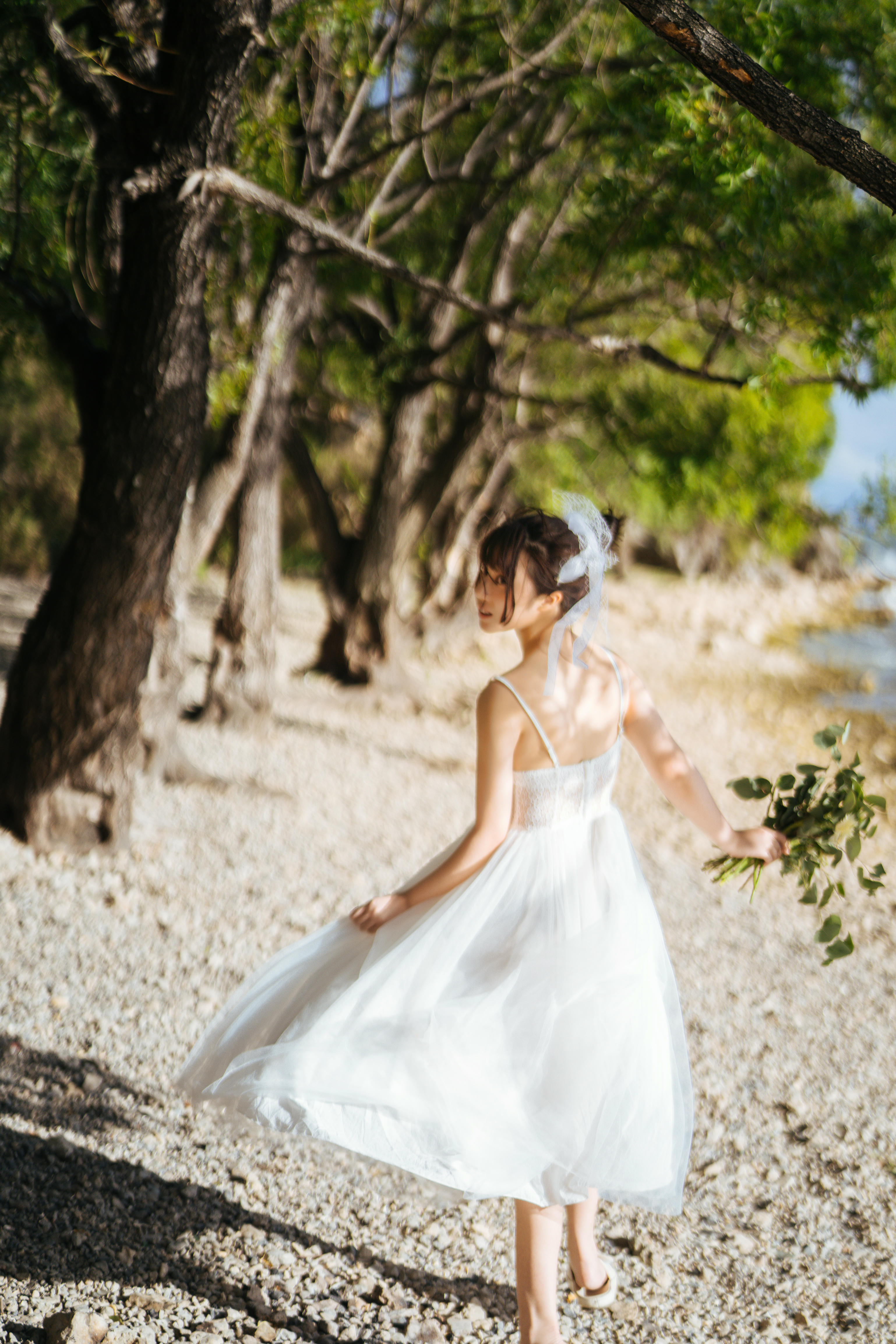 [喵糖映画] VOL.305 静夏白裙[34P／681MB]_第2集