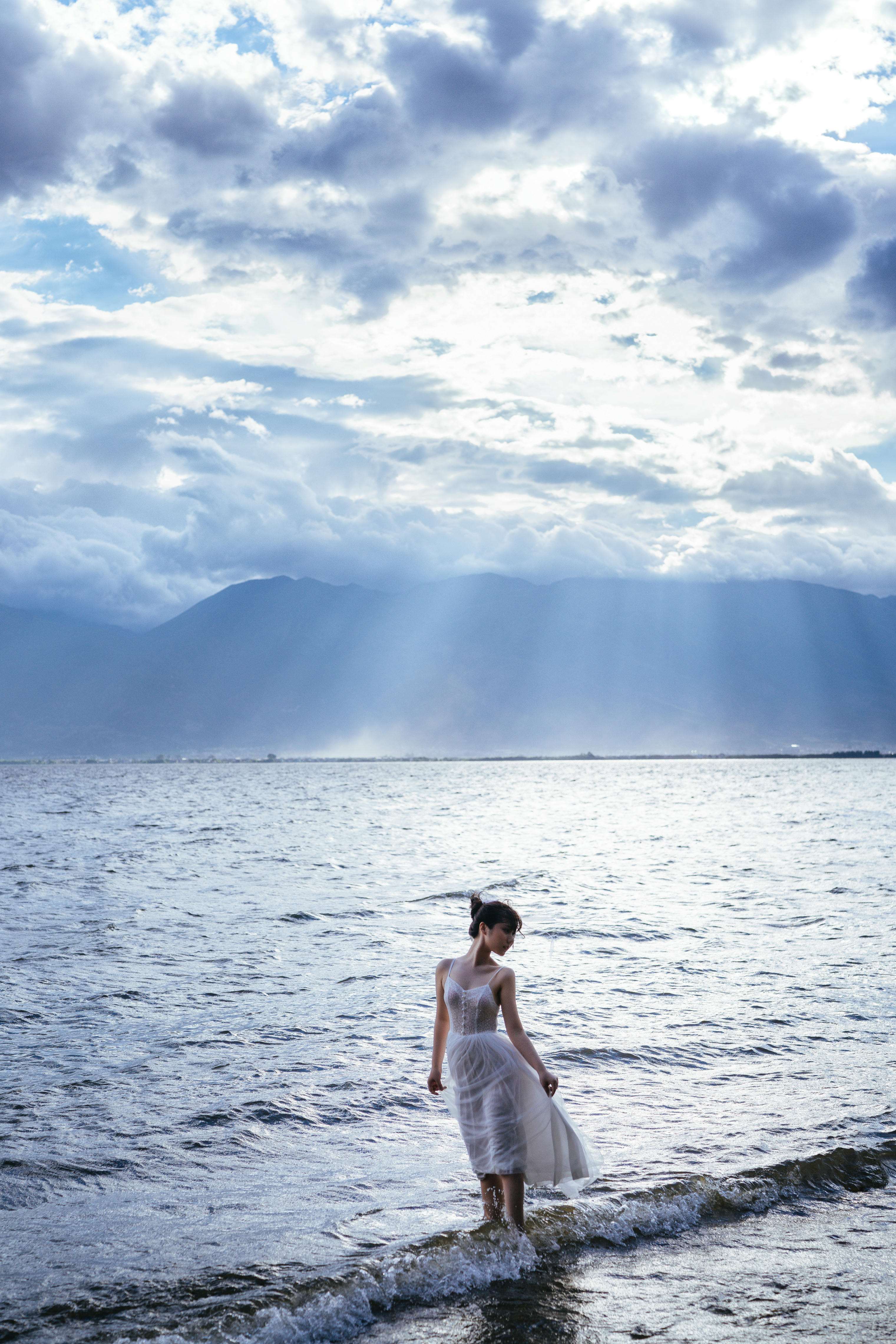 [喵糖映画] VOL.306 海边姑娘[38P／-617MB]_第1集