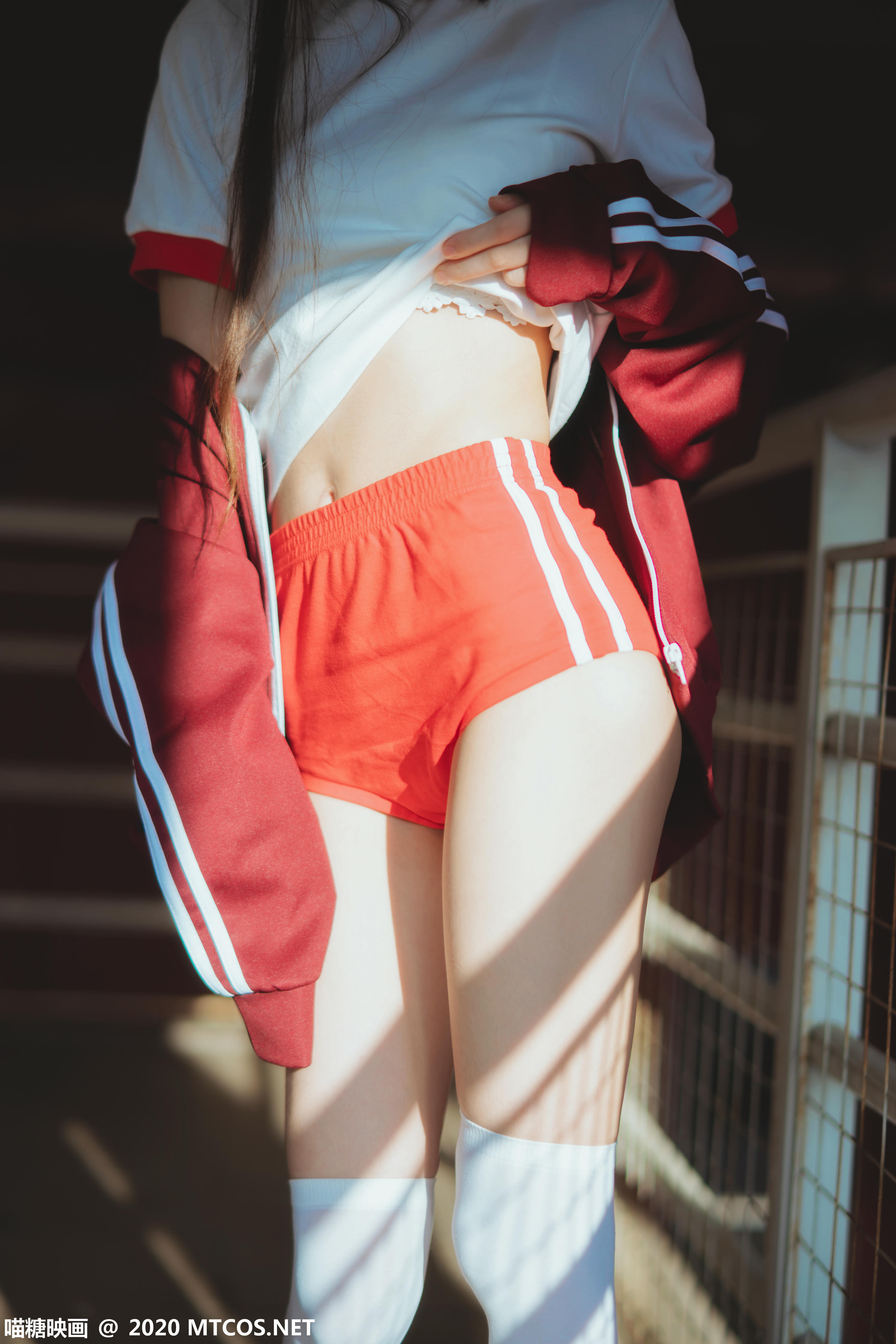 [喵糖映画] VOL.308 红色体操服[44P／826MB]_第1集