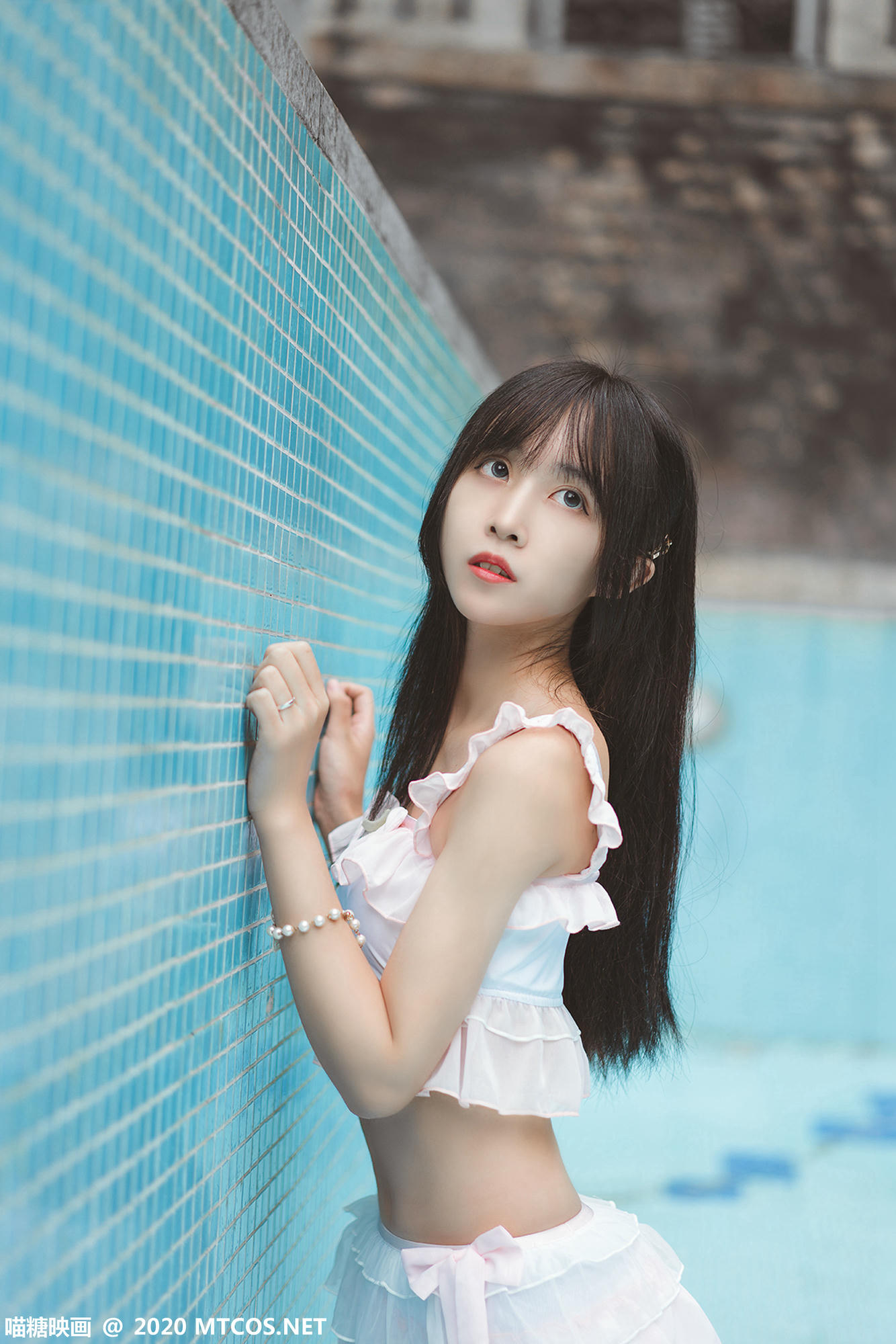 [喵糖映画] VOL.312 泳池萌妹[35P／191MB]_第2集