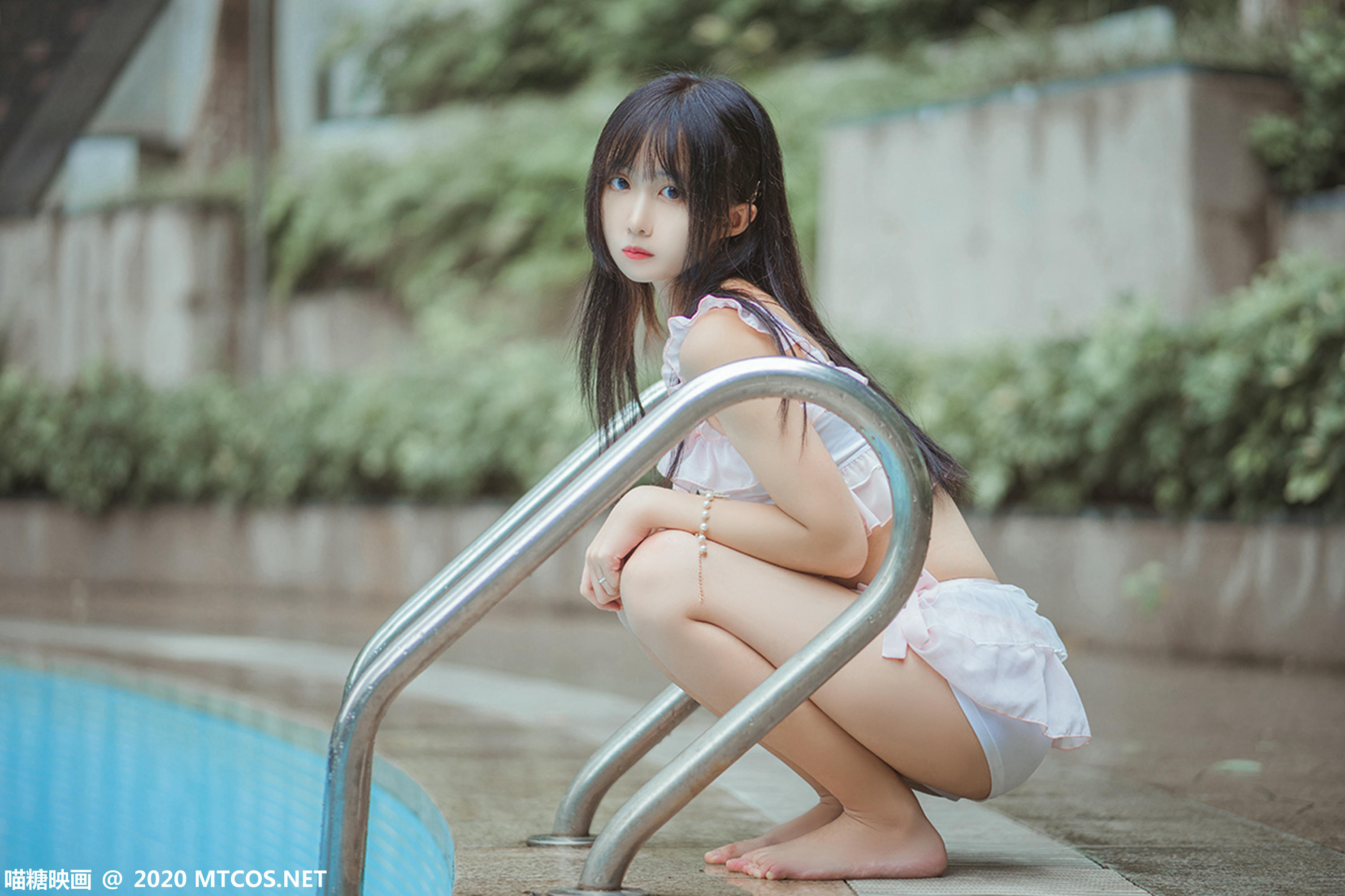 [喵糖映画] VOL.312 泳池萌妹[35P／191MB]_第1集