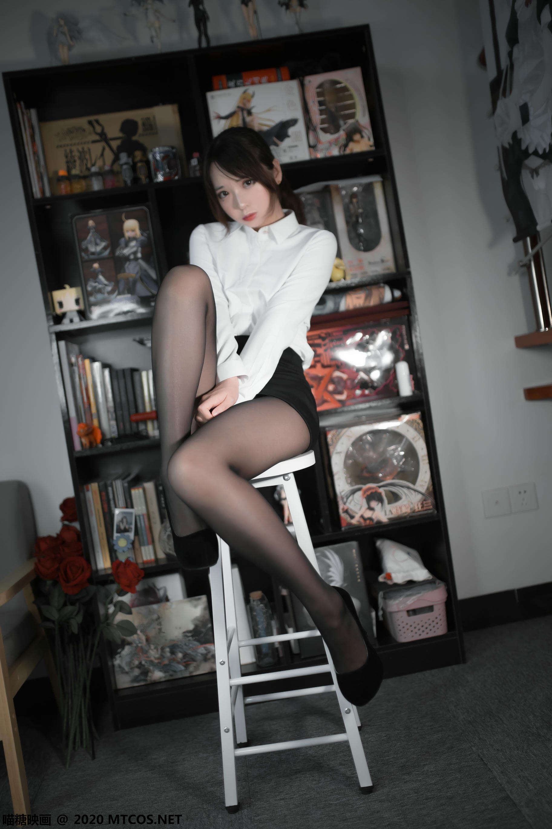 [喵糖映画] VOL.313 职业OL[25P／181MB]_第1集