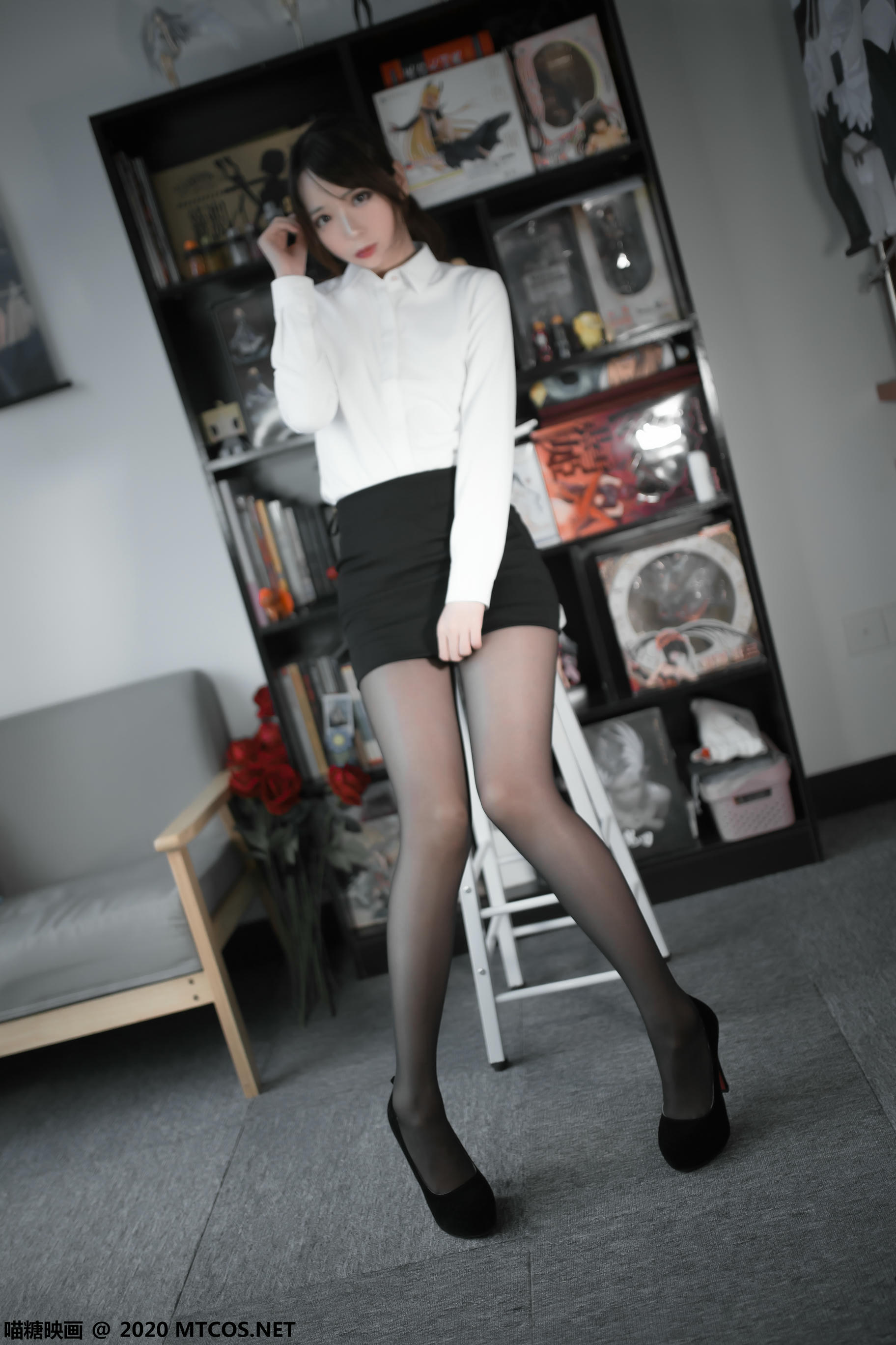 [喵糖映画] VOL.313 职业OL[25P／181MB]_第1集