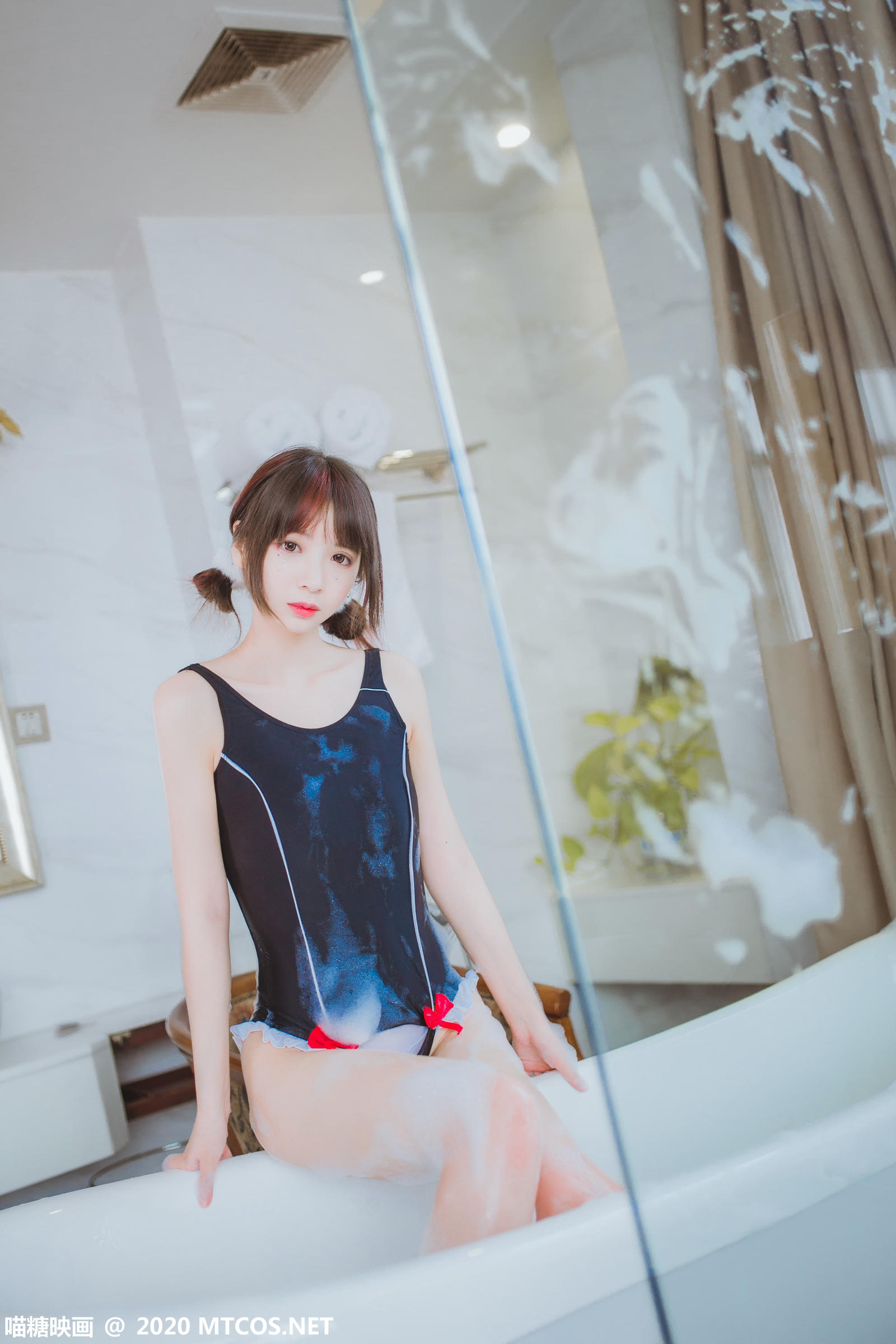 [喵糖映画] VOL.320 浴缸泡泡[28P／242MB]_第2集