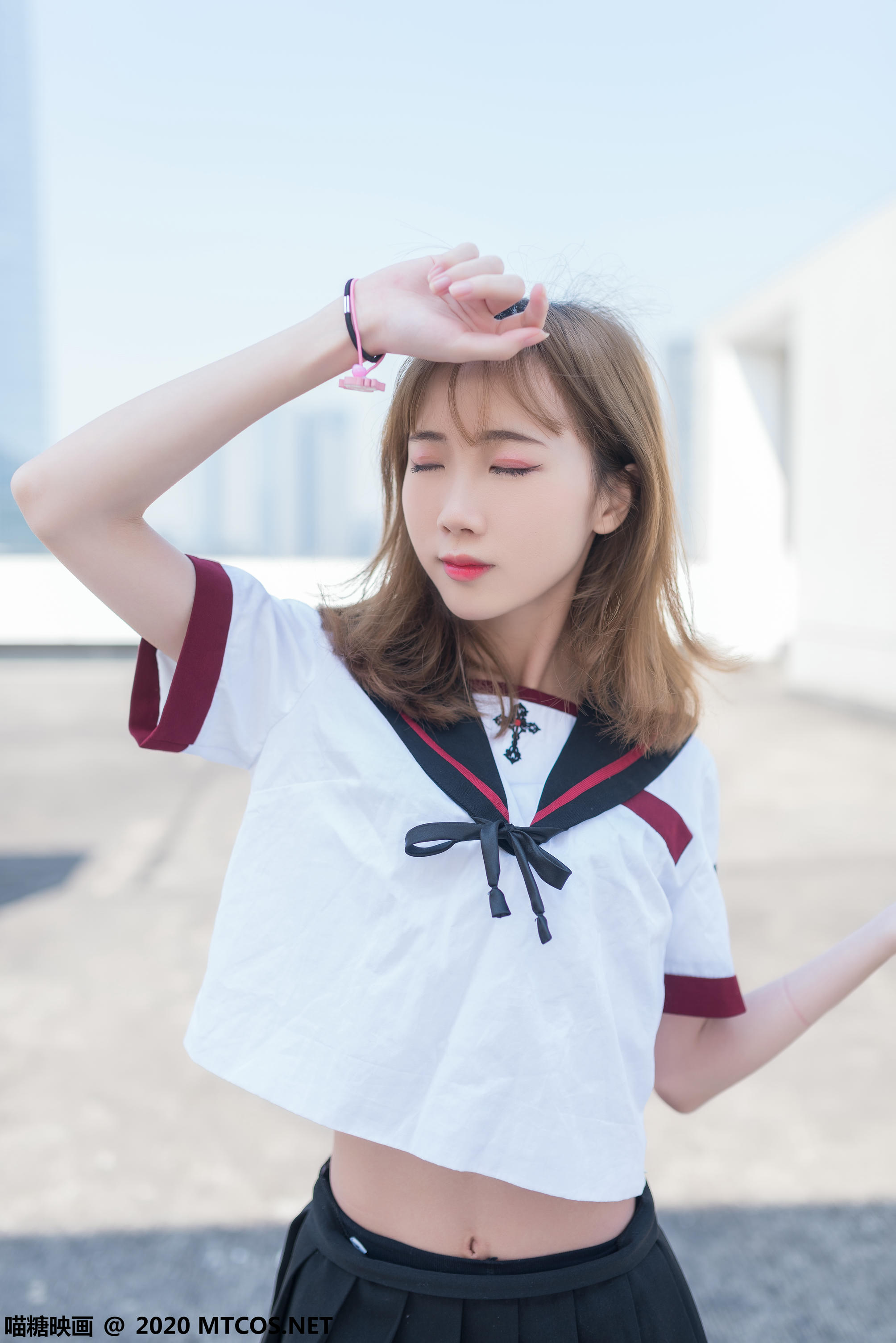 [喵糖映画] VOL.322 天台少女[46P／324MB]_第2集