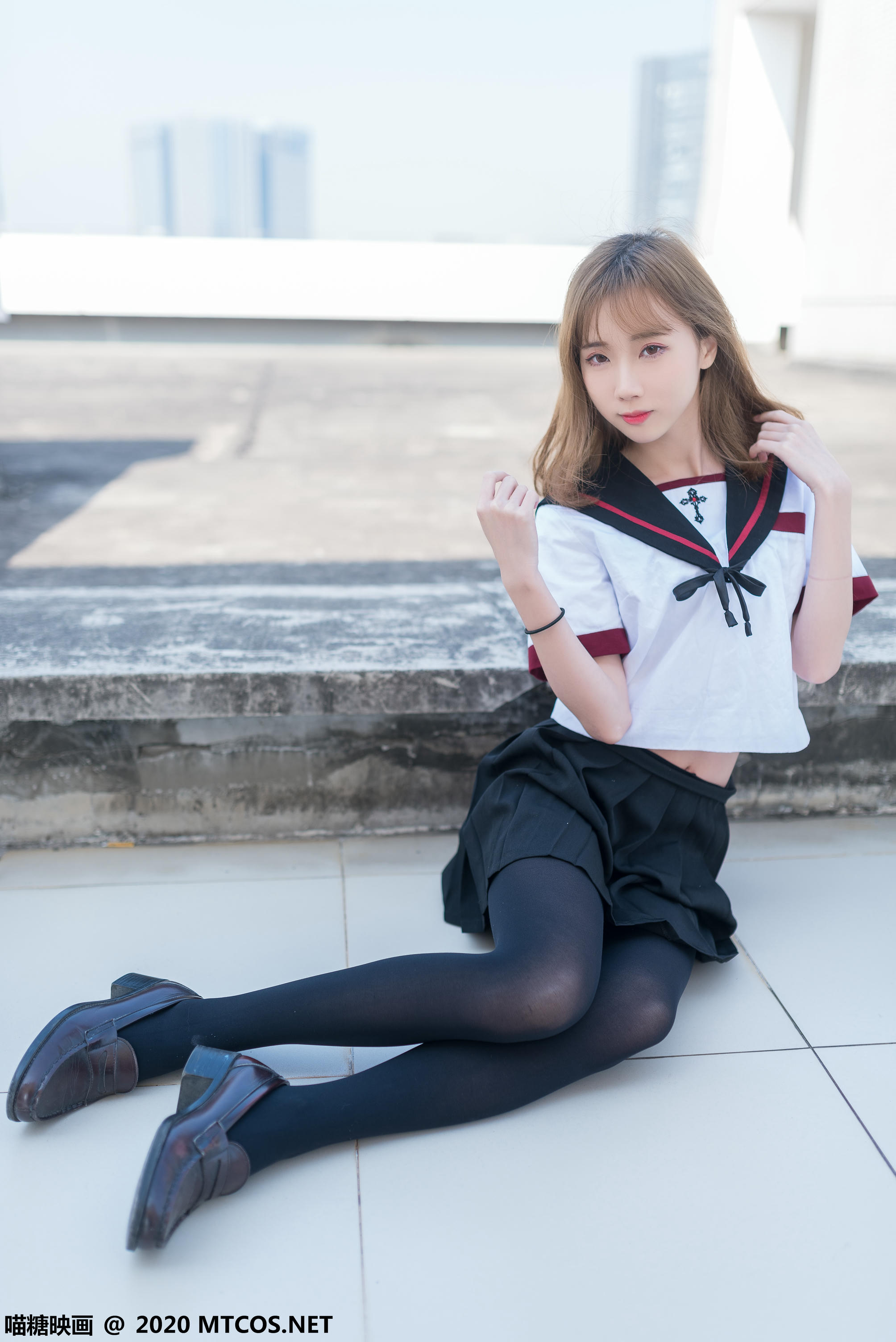 [喵糖映画] VOL.322 天台少女[46P／324MB]_第3集