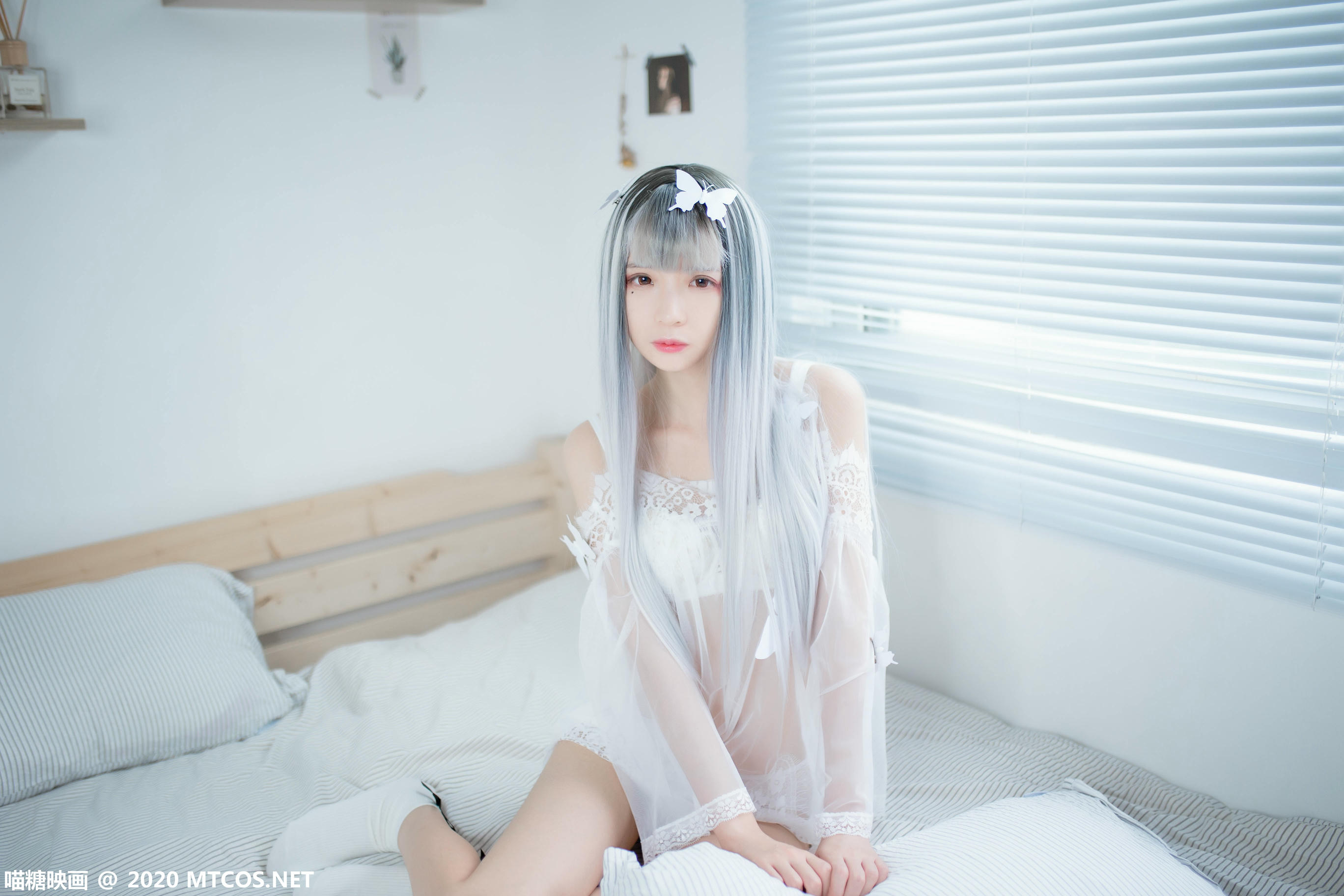 [喵糖映画] VOL.325 白色纱裙[25P／105MB]_第1集