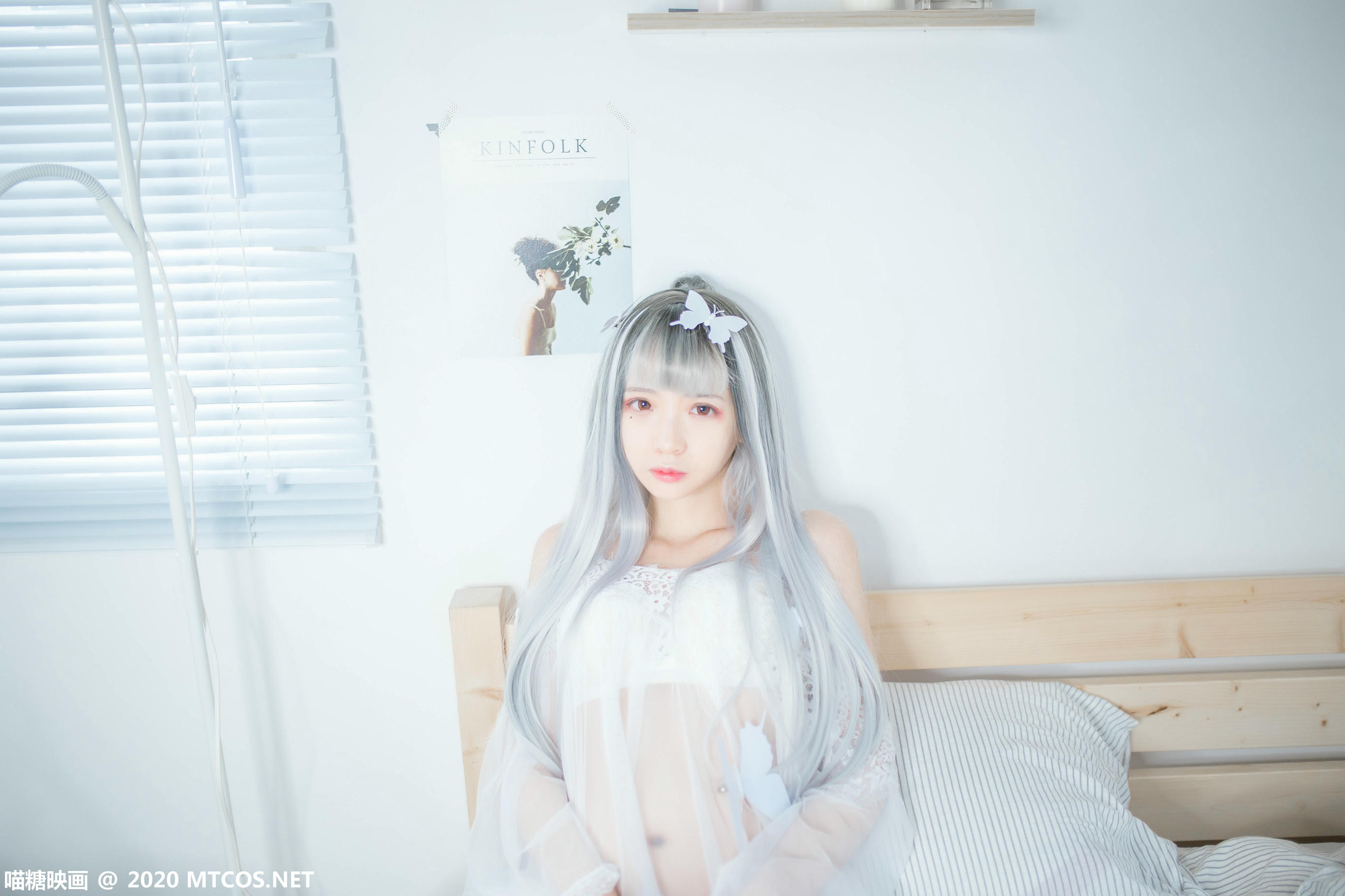 [喵糖映画] VOL.325 白色纱裙[25P／105MB]_第1集