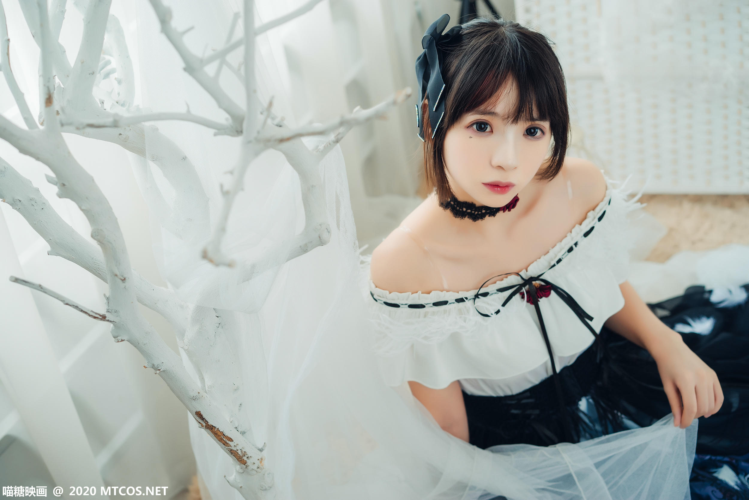 [喵糖映画] VOL.329 小白裙[22P／248MB]_第1集