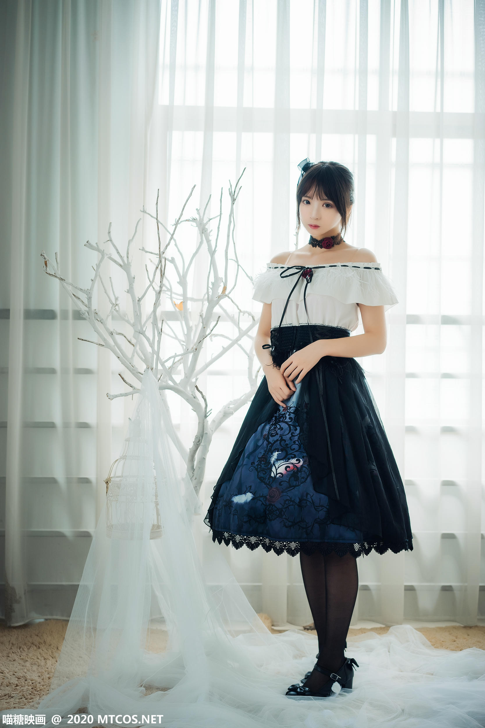 [喵糖映画] VOL.329 小白裙[22P／248MB]_第1集