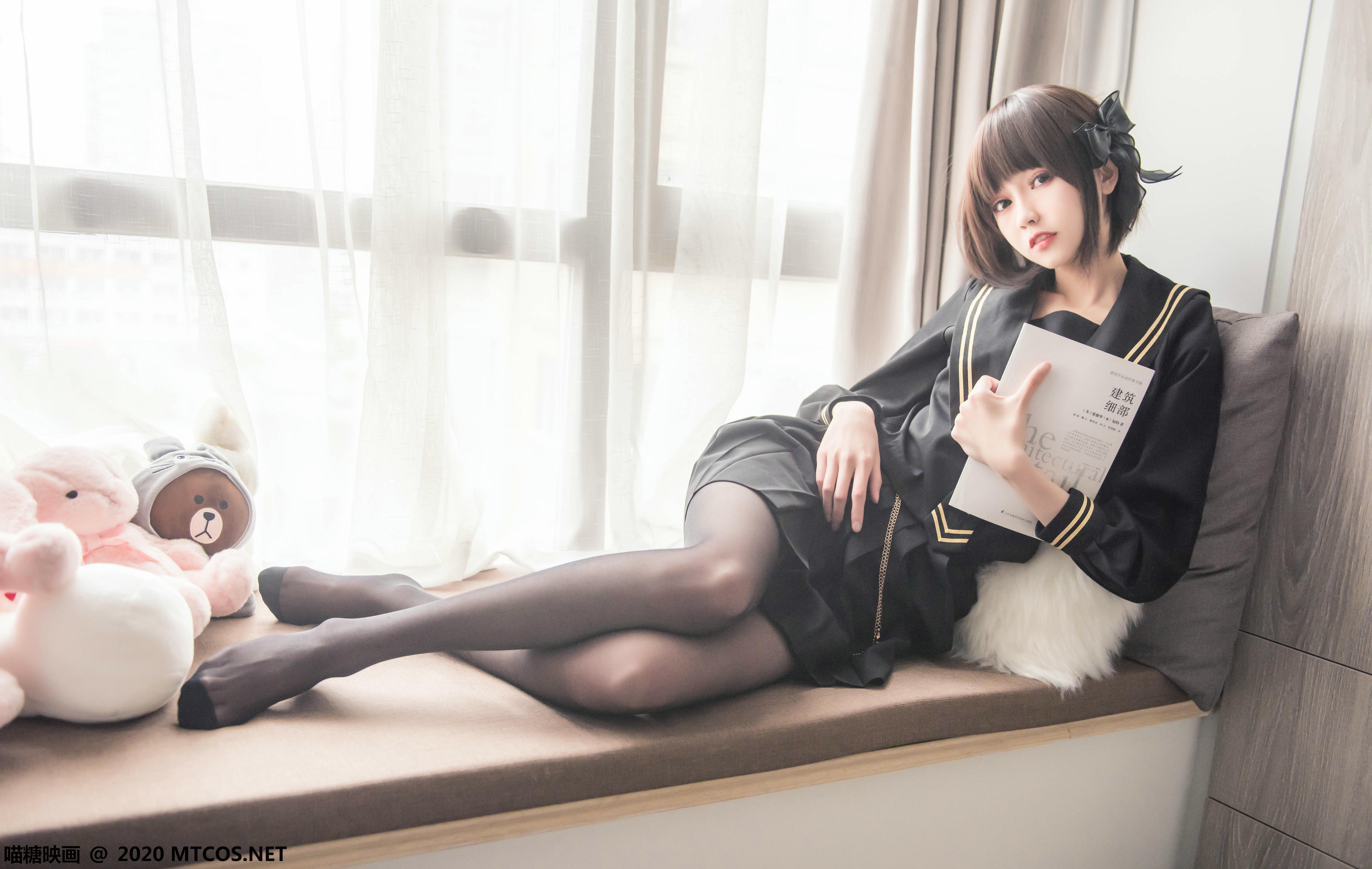 [喵糖映画] VOL.330 窗台少女[20P／164MB]_第1集