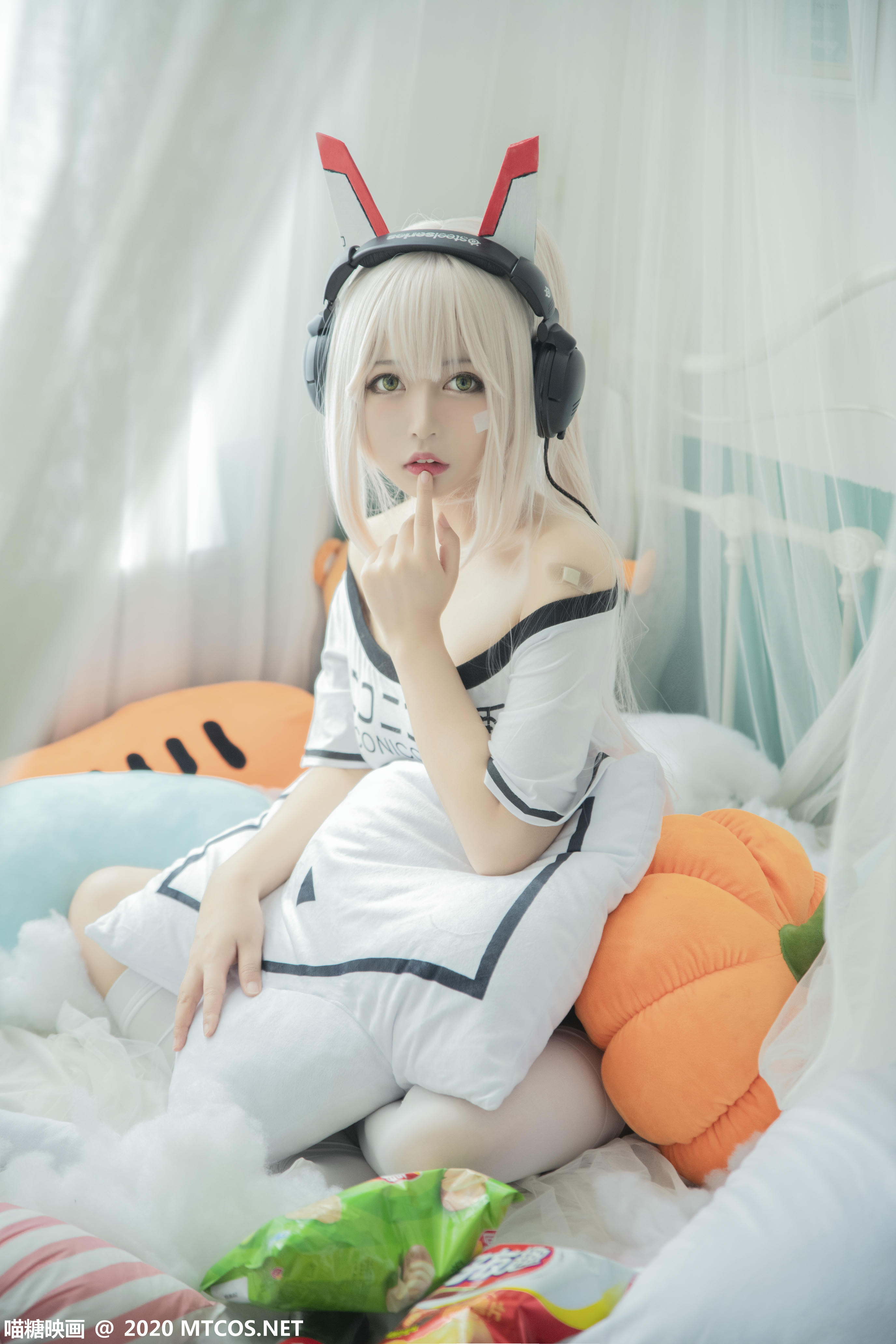 [喵糖映画] VOL.339 肥宅凌波[20P／420MB]_第1集