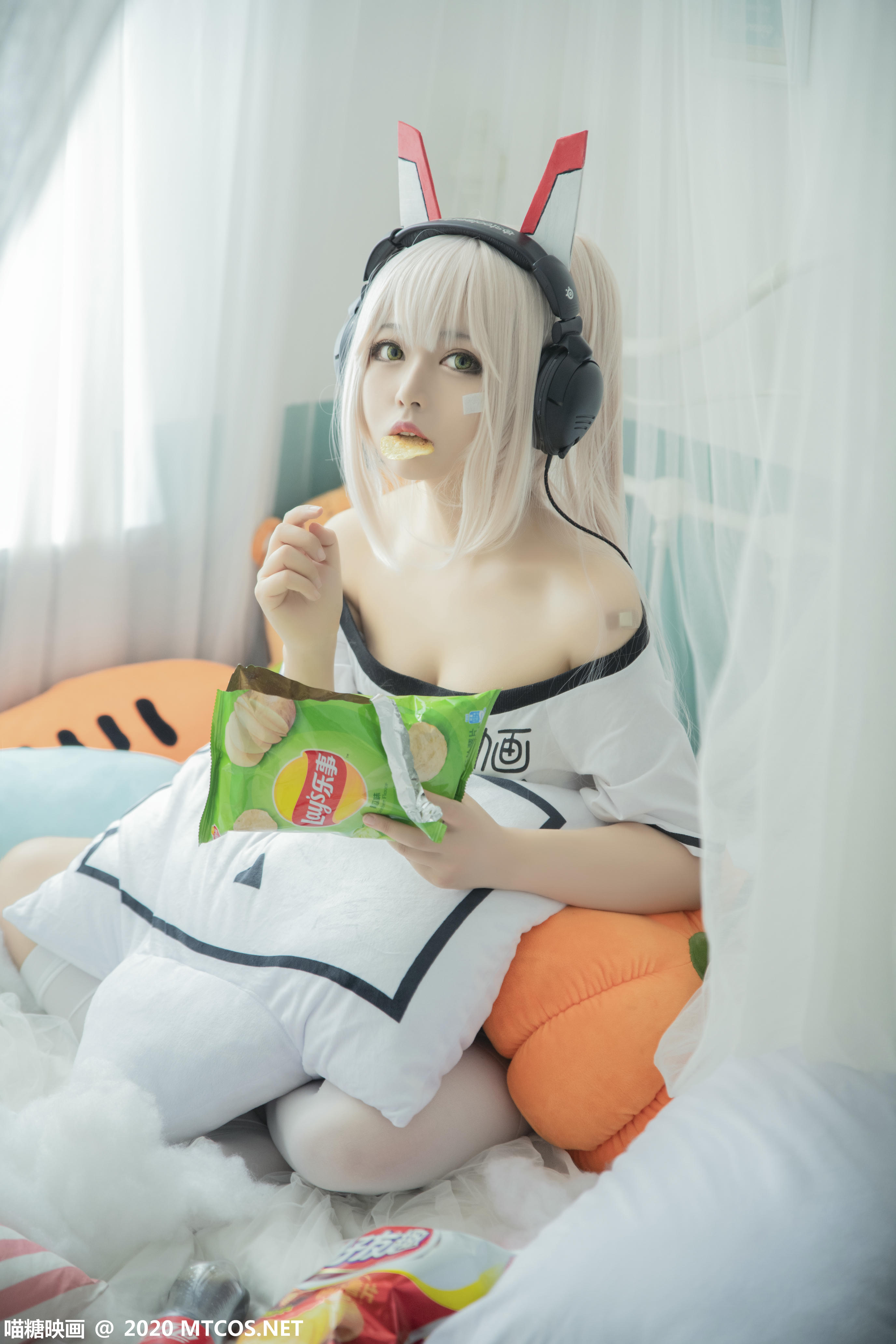 [喵糖映画] VOL.339 肥宅凌波[20P／420MB]_第1集