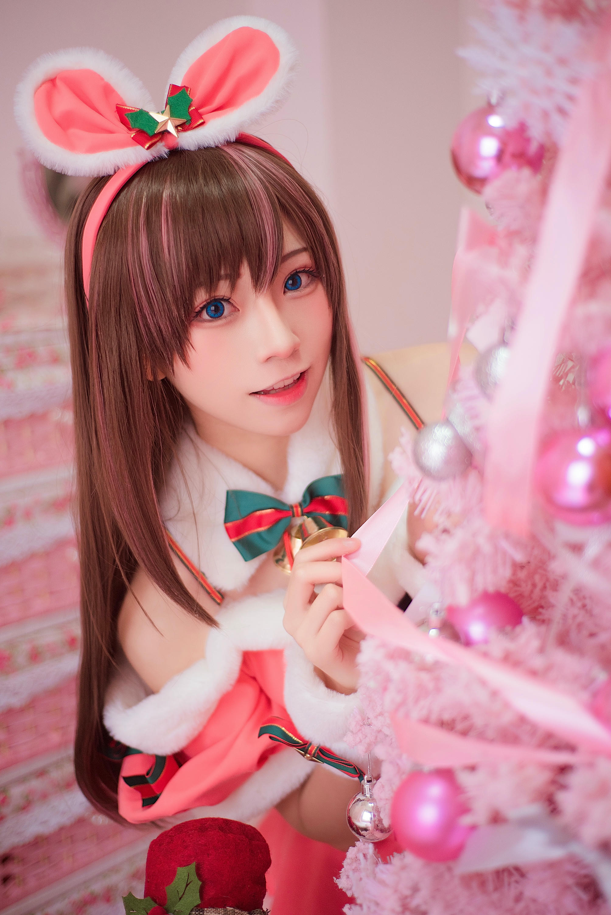 [喵糖映画] VOL.342 圣诞节[33P／199MB]_第1集