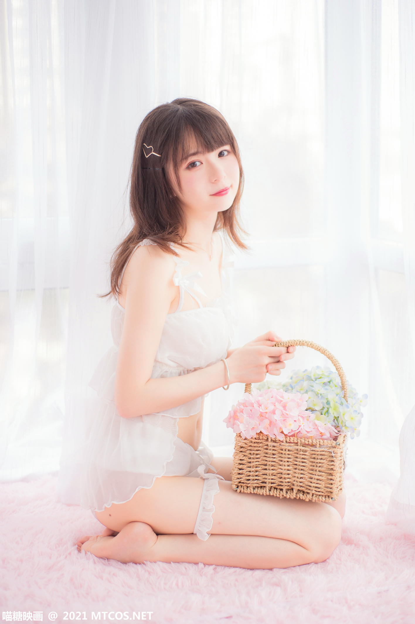 [喵糖映画] VOL.351 泡泡粉裙[22P／99.5MB]_第1集