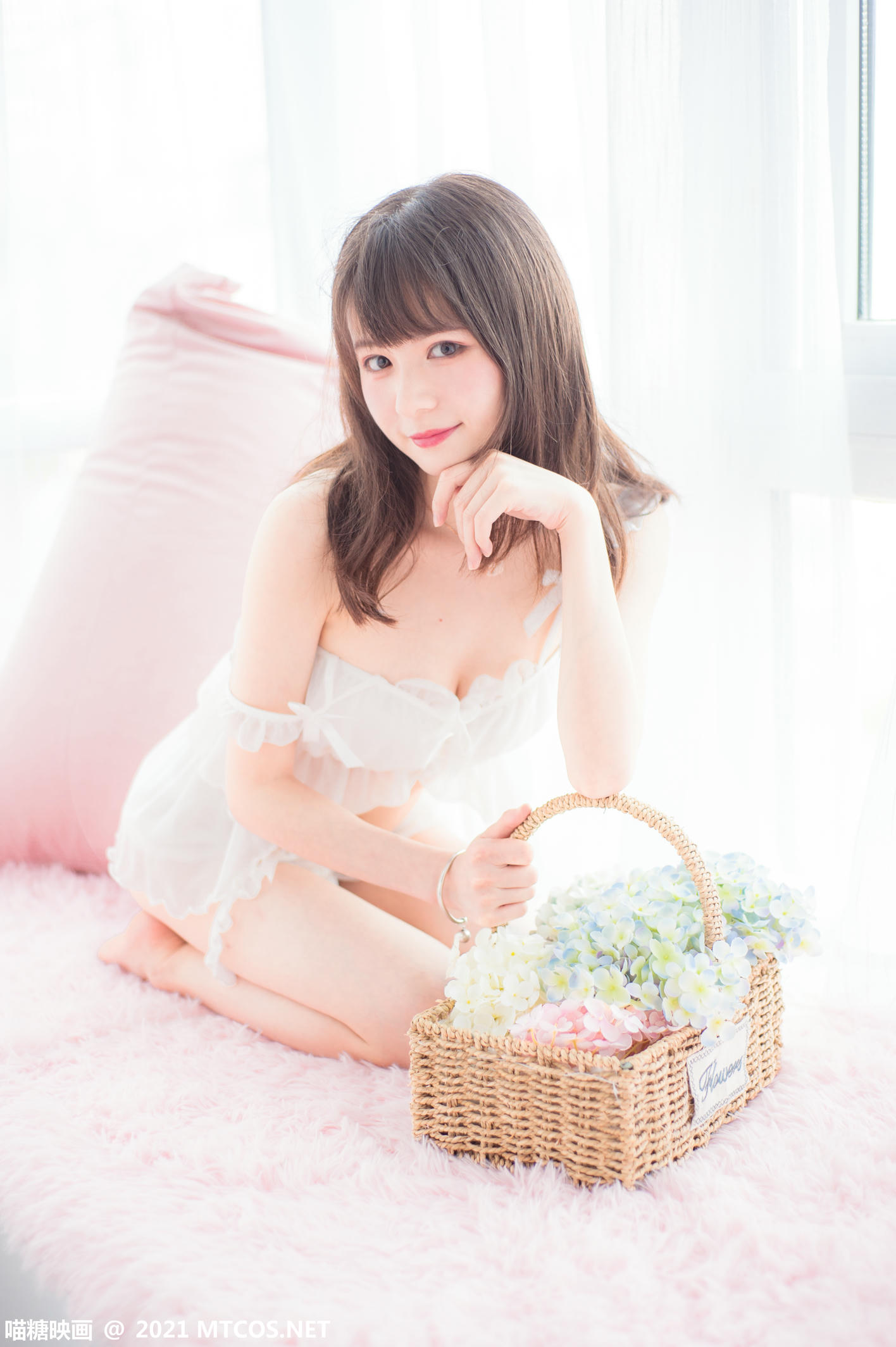 [喵糖映画] VOL.351 泡泡粉裙[22P／99.5MB]_第1集