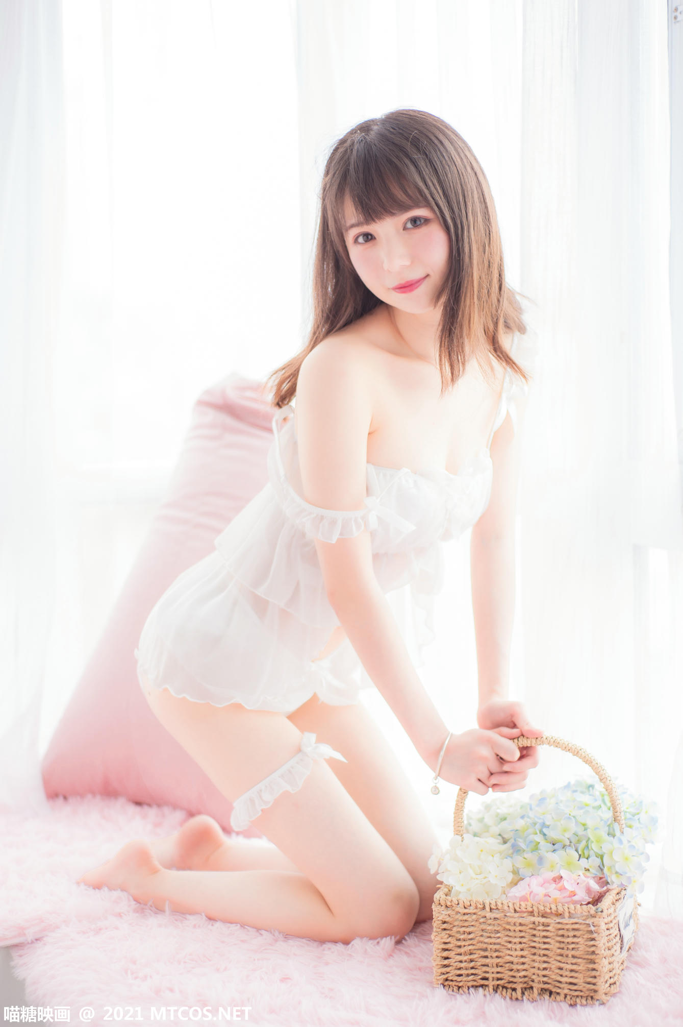 [喵糖映画] VOL.351 泡泡粉裙[22P／99.5MB]_第1集