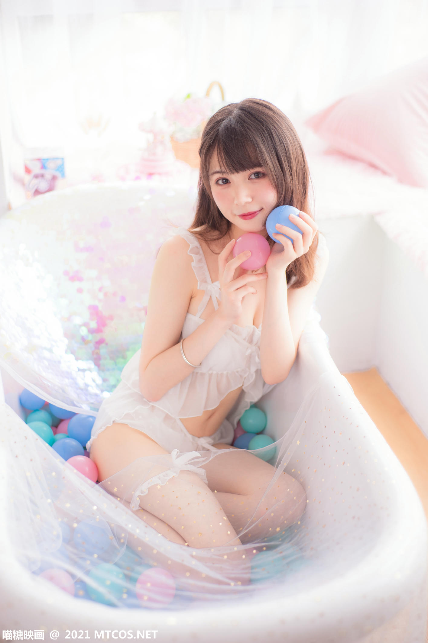 [喵糖映画] VOL.351 泡泡粉裙[22P／99.5MB]_第1集