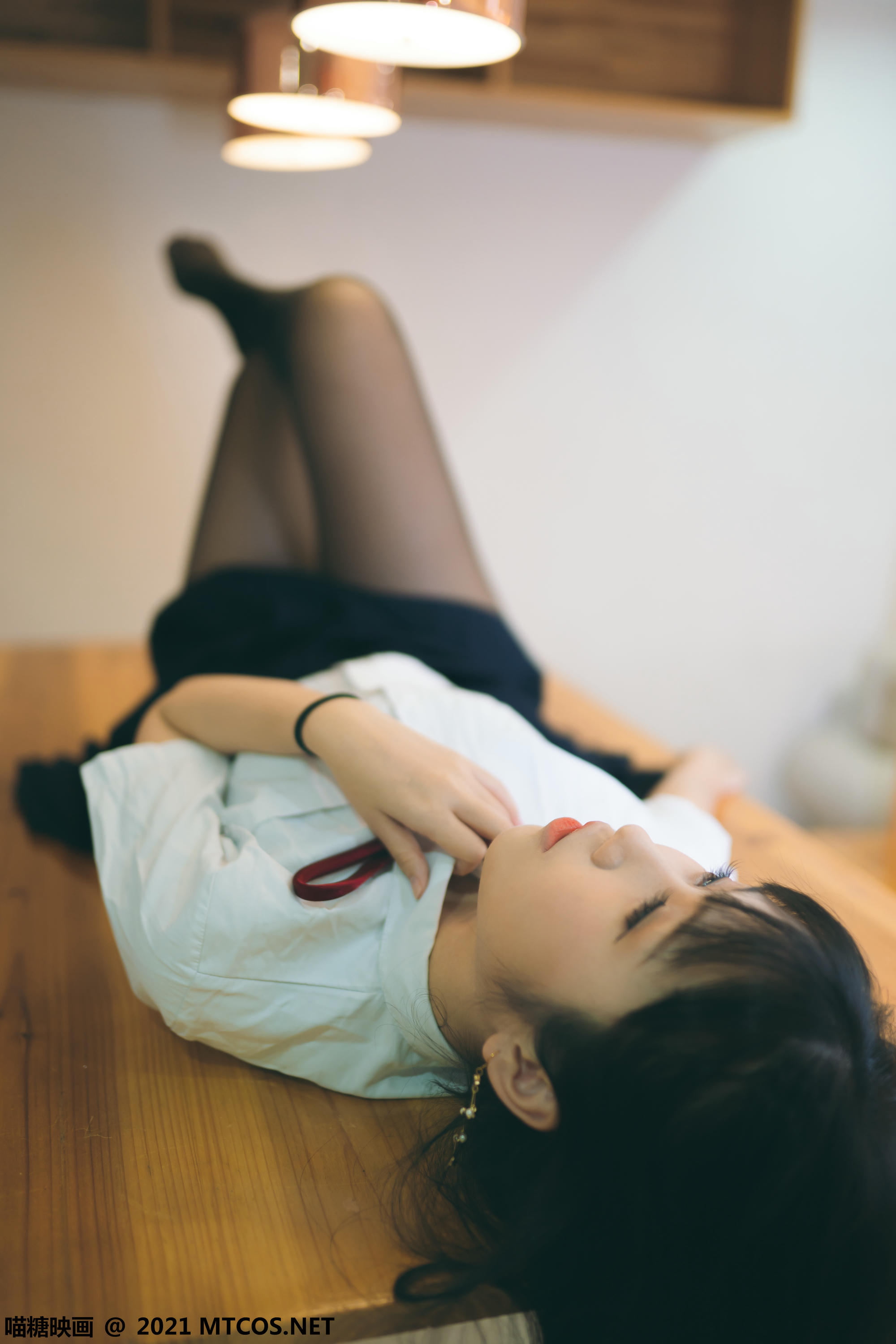 [喵糖映画] VOL.360 JK西装[38P／413MB]_第2集