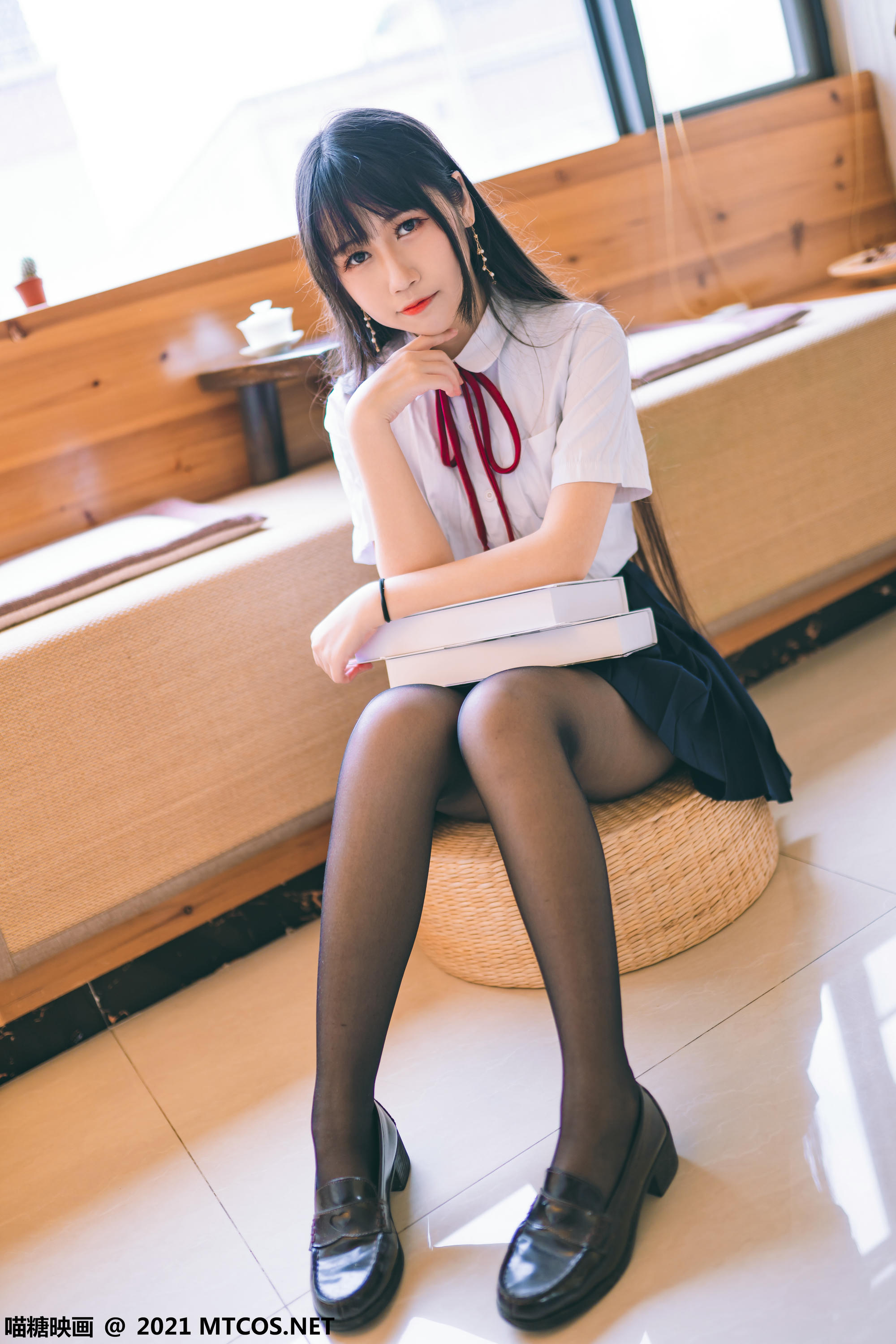 [喵糖映画] VOL.360 JK西装[38P／413MB]_第2集