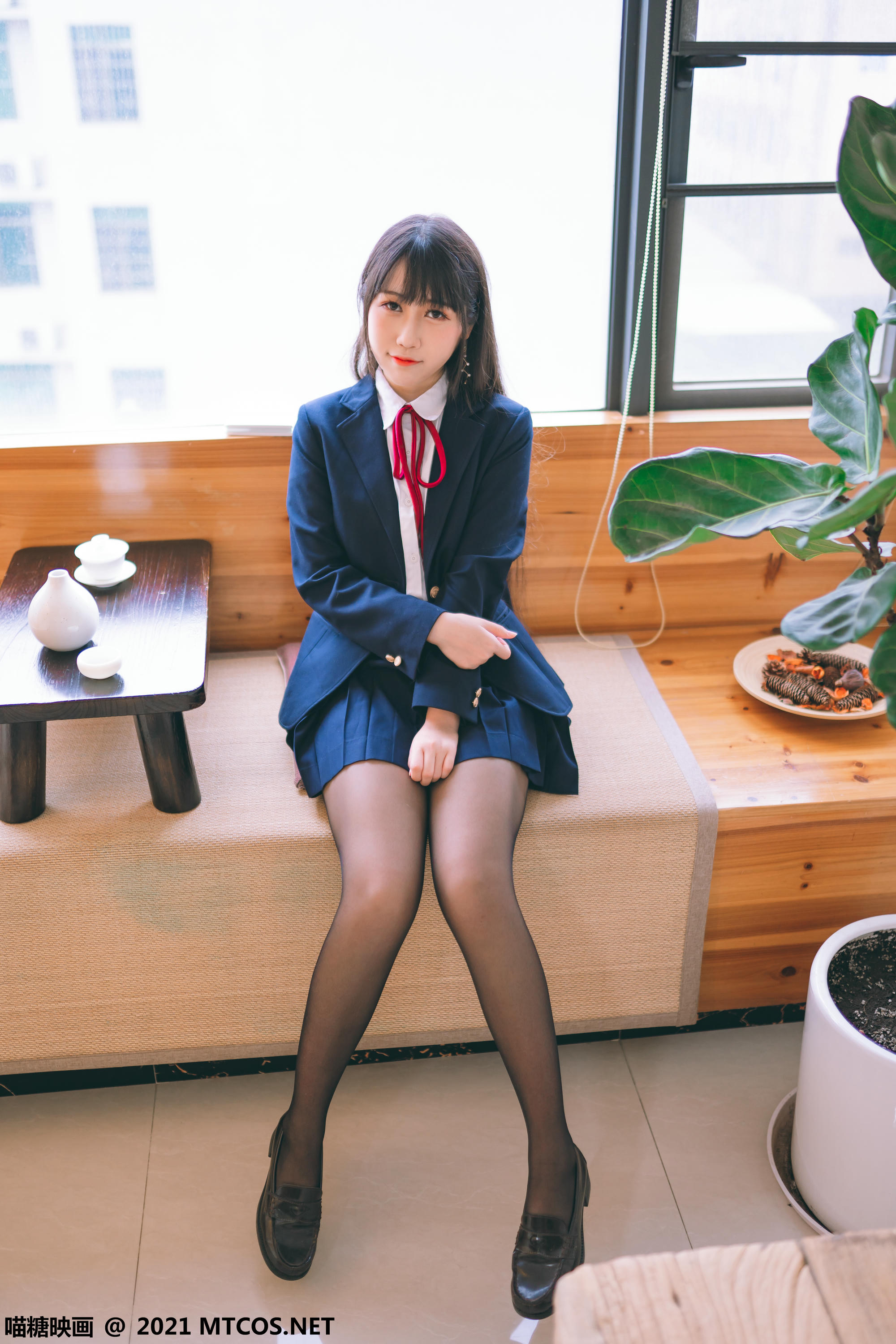 [喵糖映画] VOL.360 JK西装[38P／413MB]_第1集