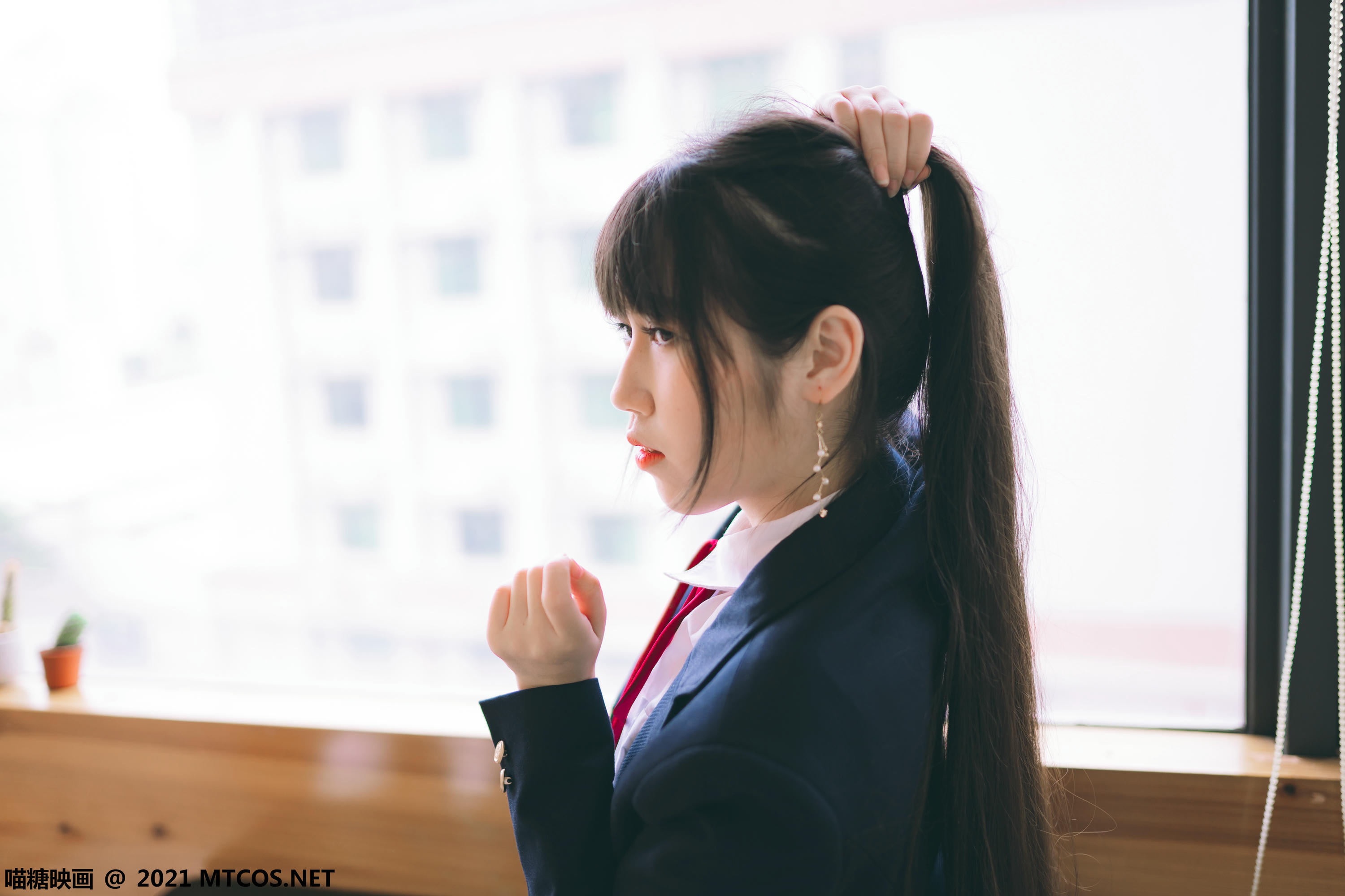 [喵糖映画] VOL.360 JK西装[38P／413MB]_第1集