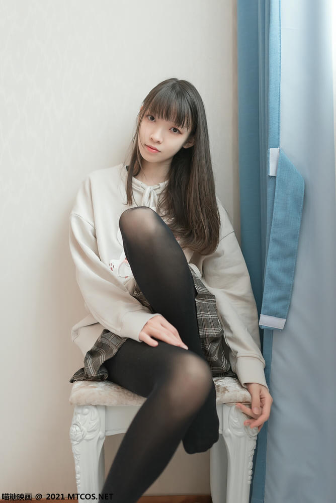 [喵糖映画] VOL.367 黑直长[50P／96.6MB]_第2集