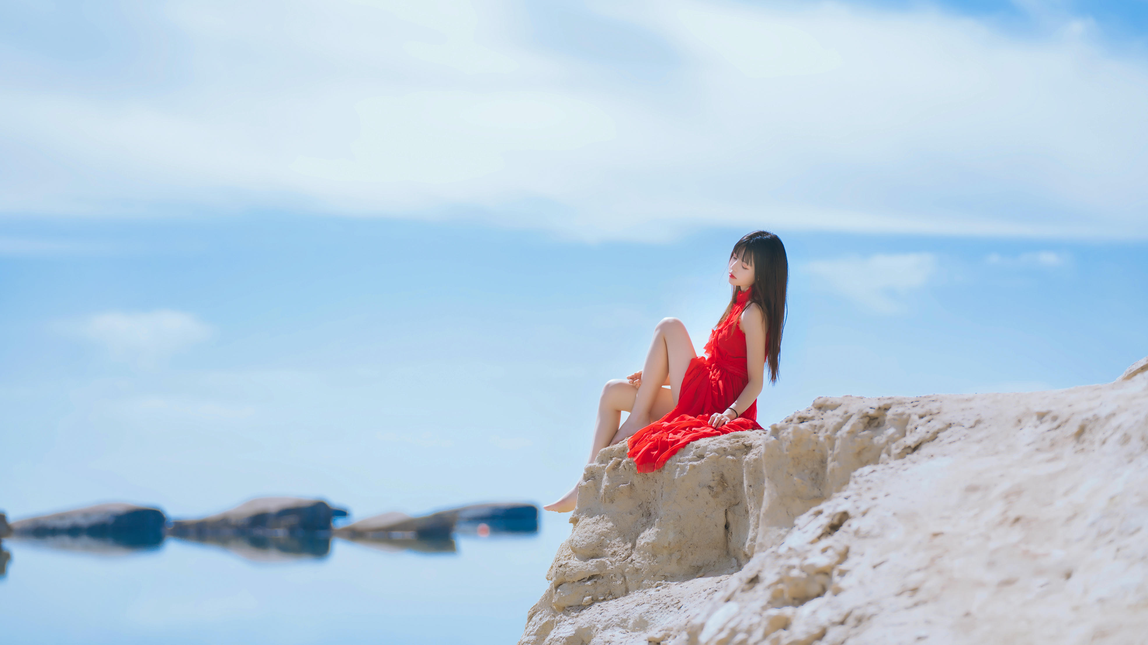 [喵糖映画] VOL.372 海边红裙[25P／461MB]_第1集