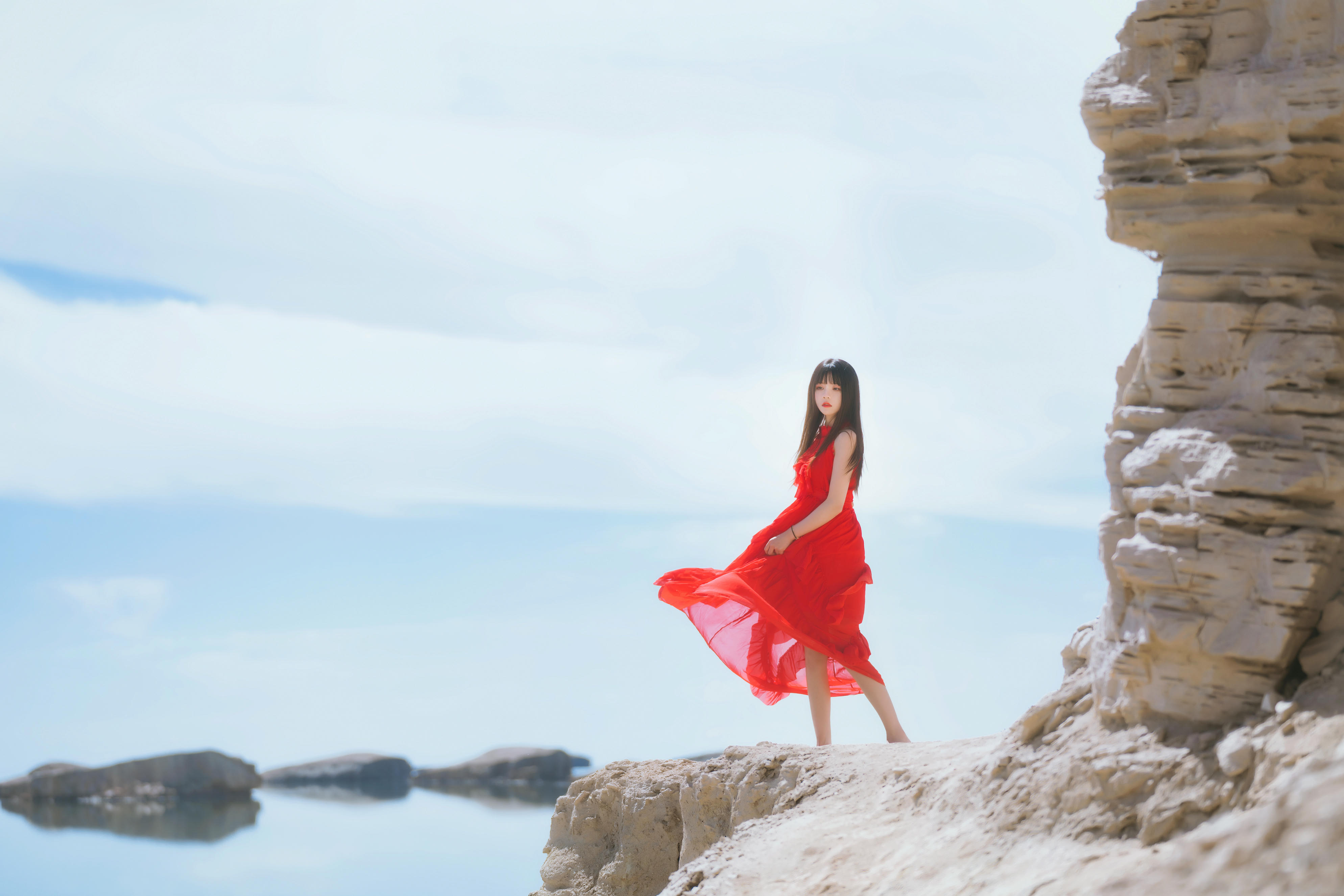 [喵糖映画] VOL.372 海边红裙[25P／461MB]_第1集