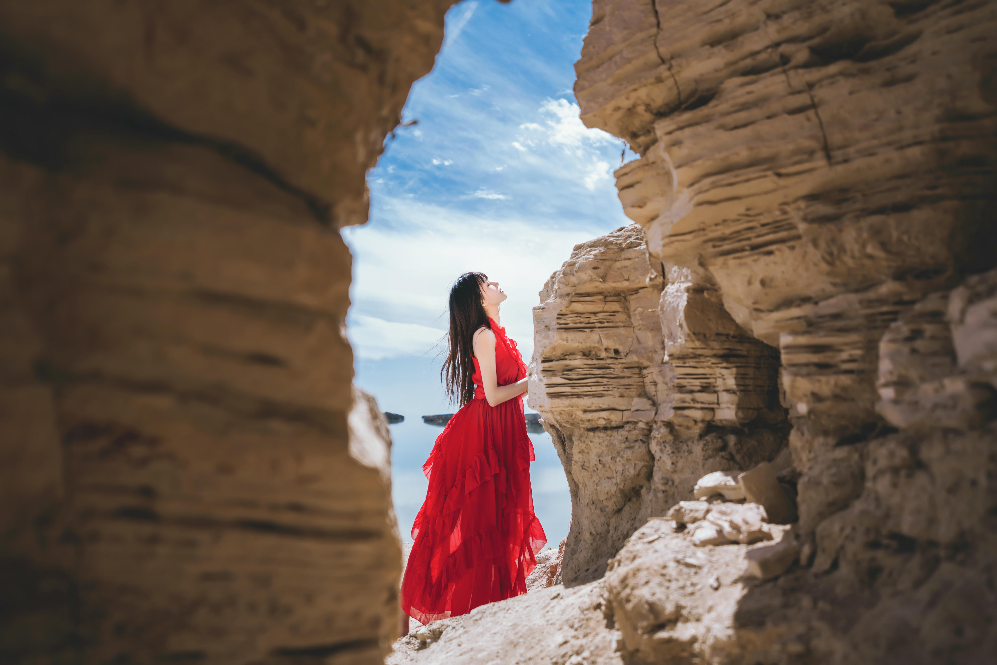 [喵糖映画] VOL.372 海边红裙[25P／461MB]_第1集